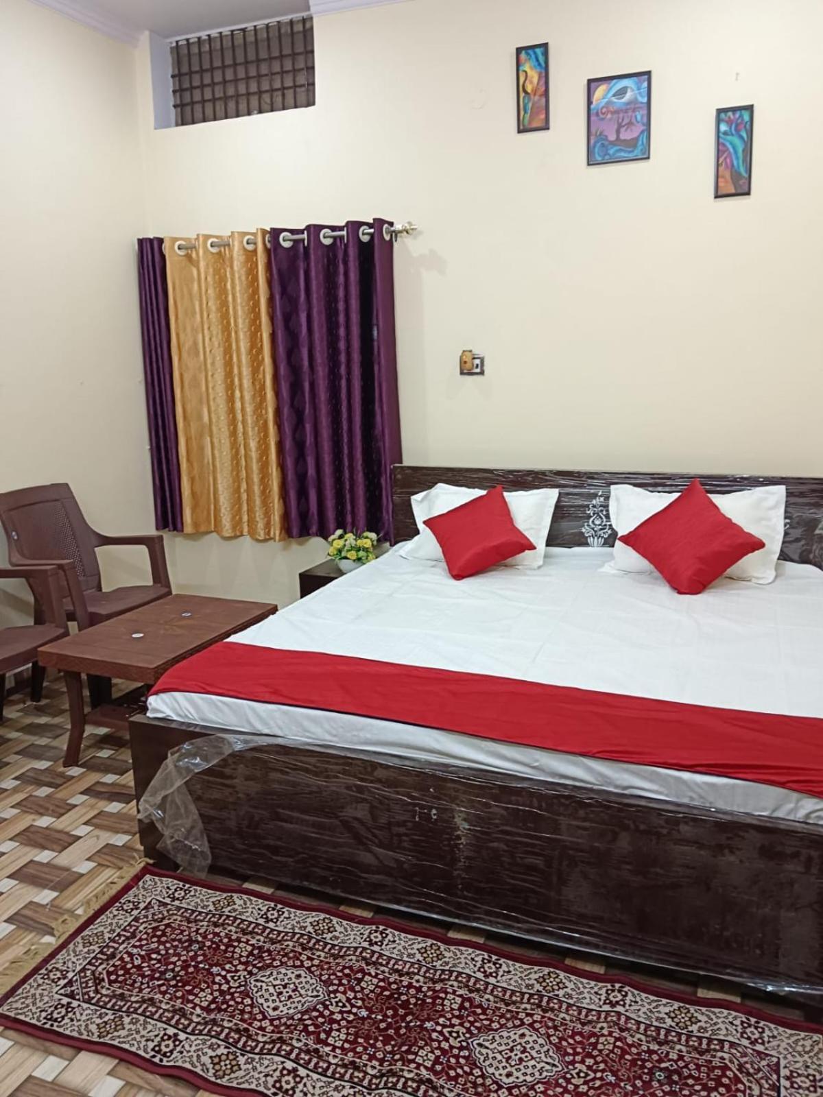 Guest house Mahadev Sadan 3*