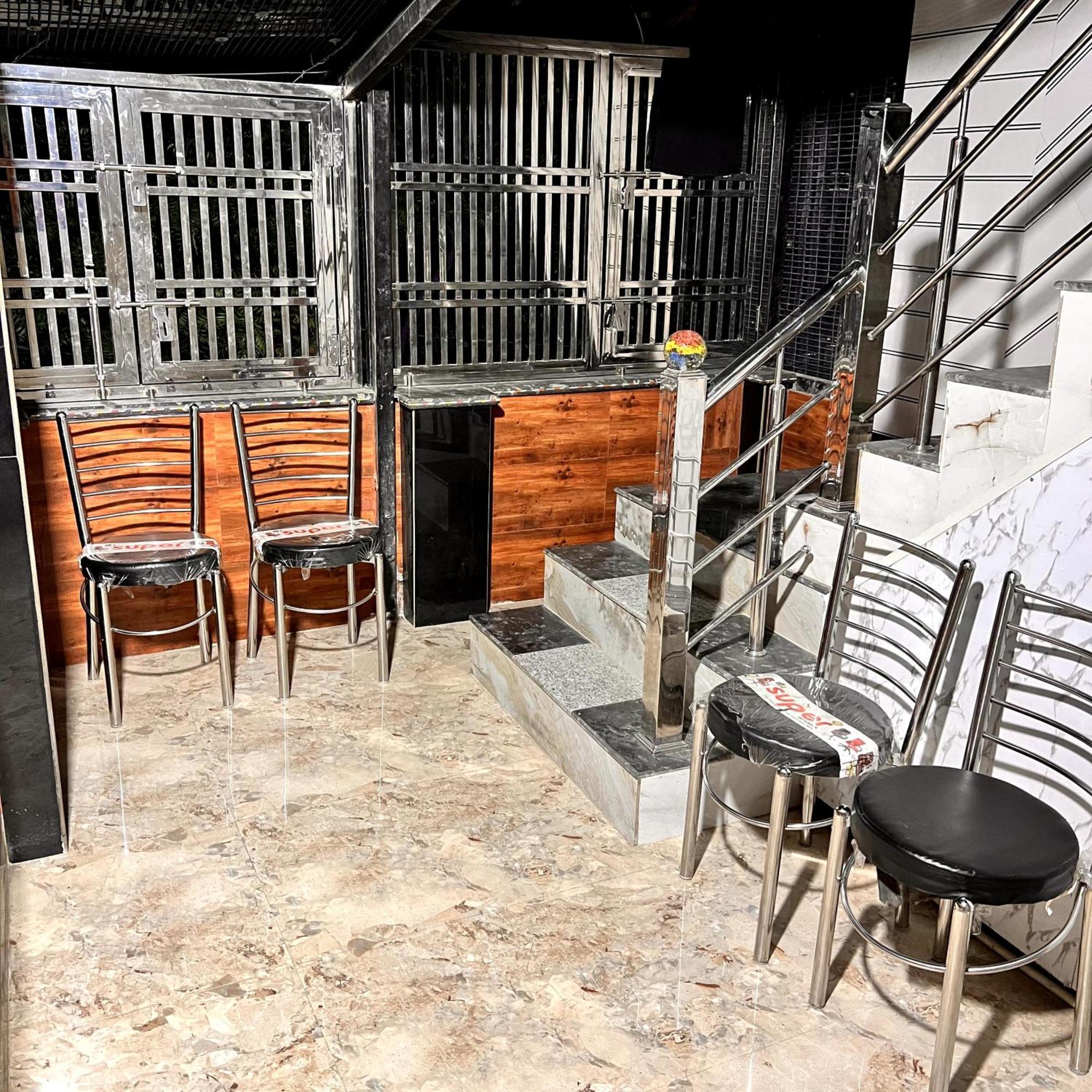 Hotel Raghunandan Near Ram Janambhumi , Parking Available Ayodhya