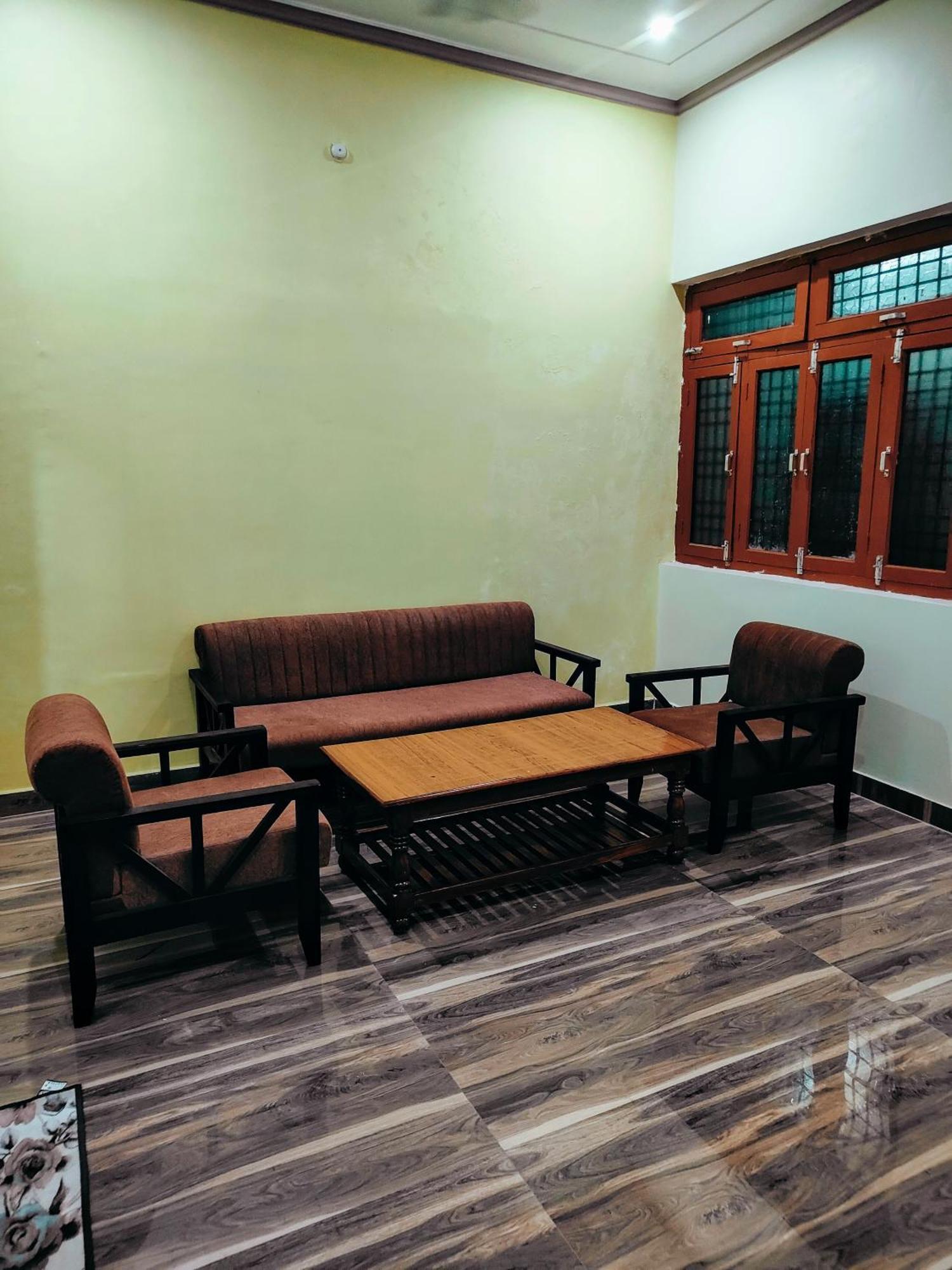 Apartment Pranjal 2 Bhk At