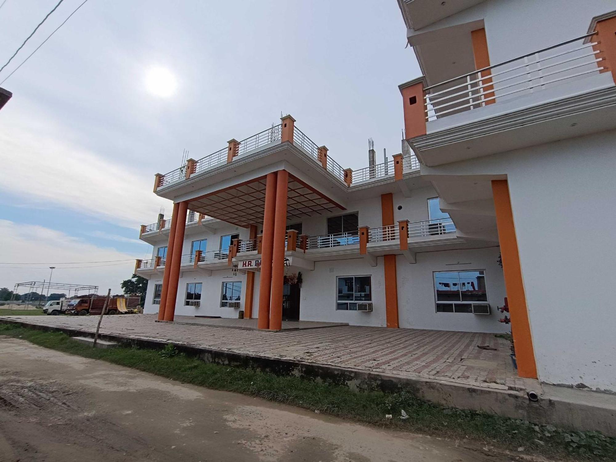 Apartment O Hr Homes Ayodhya