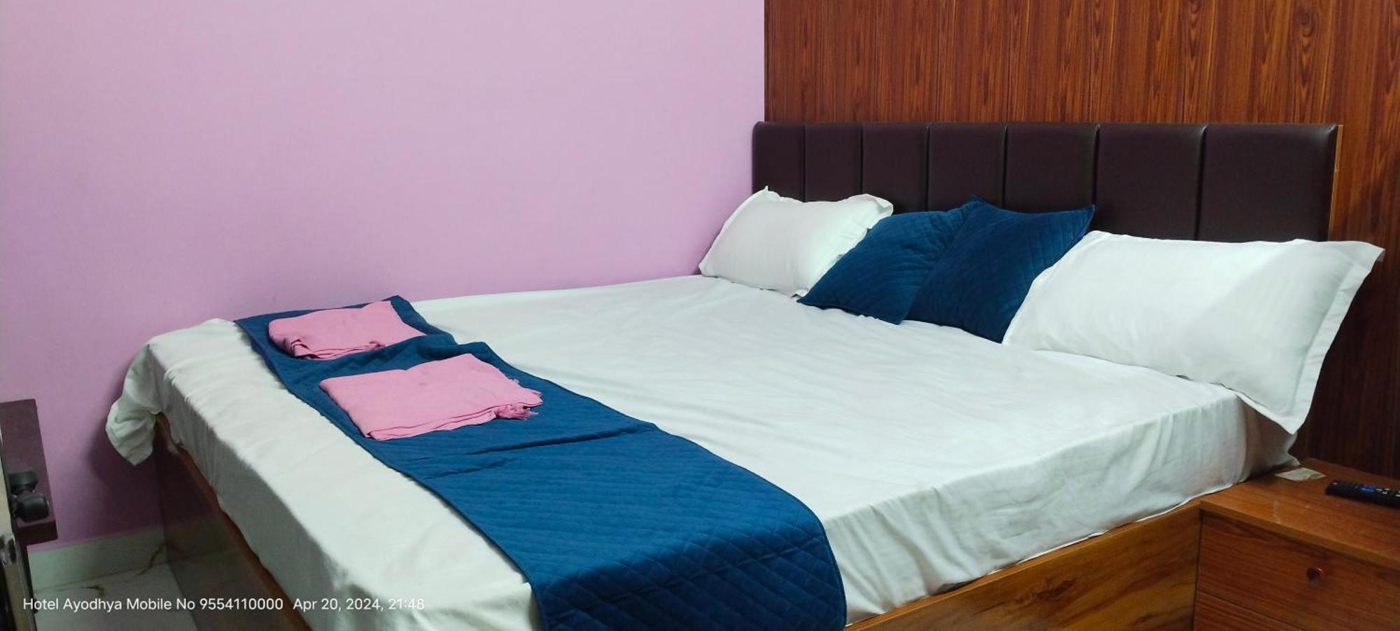 Hotel Paying Guest 2*