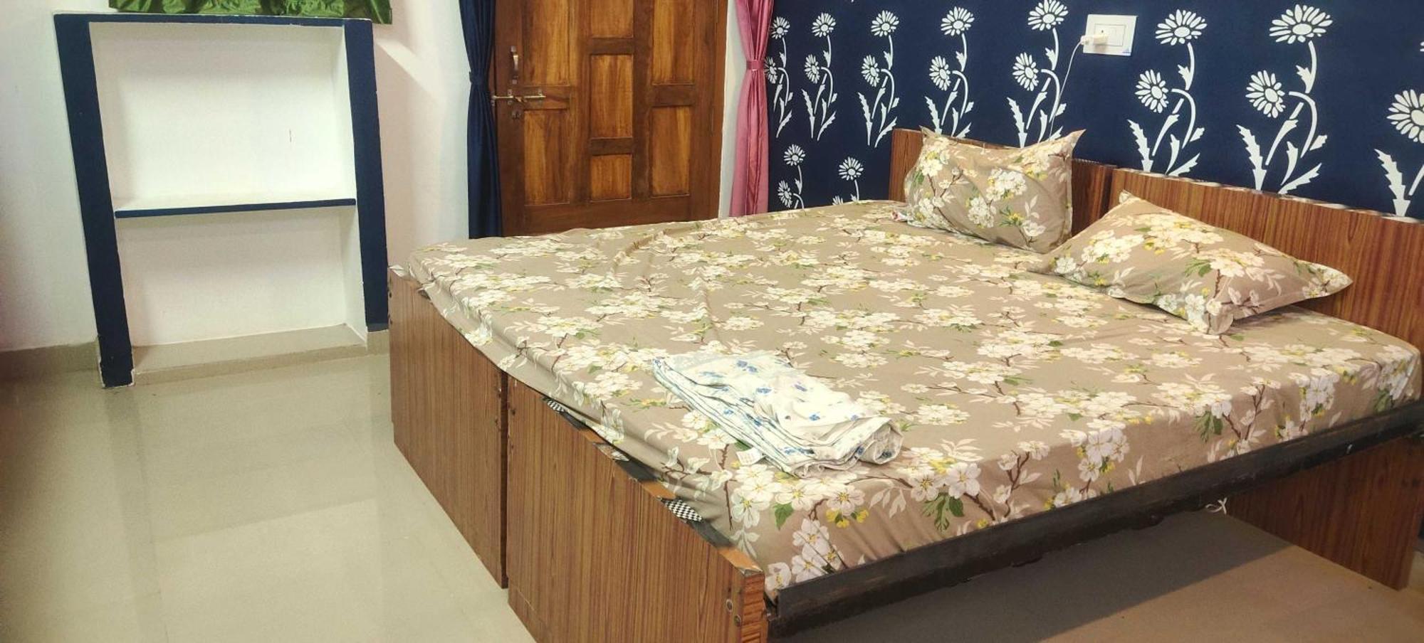 O Ansh Pandey Apartment *