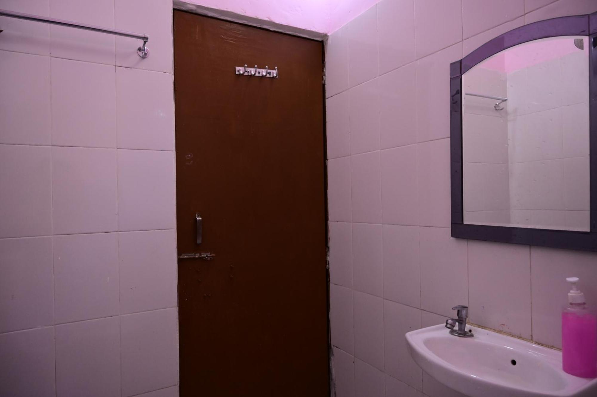 Jankivihar At Prahladghat Within 1km From Shri Ram Mandir 4*