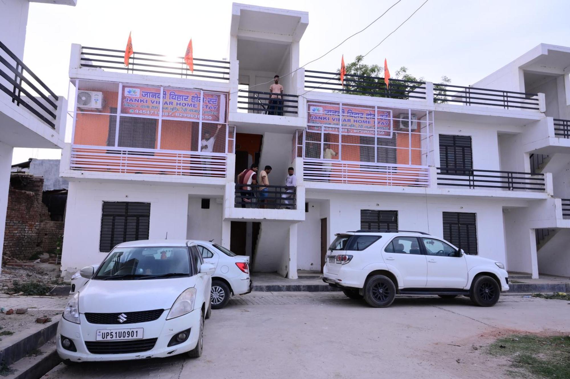Jankivihar At Prahladghat Within 1km From Shri Ram Mandir Guest house 4*
