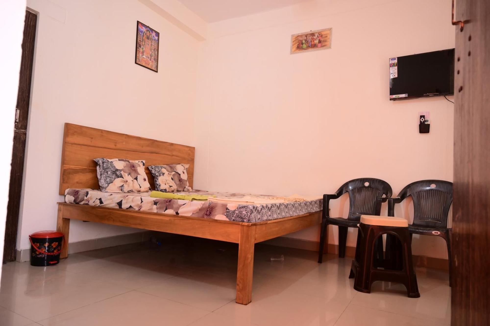 Jankivihar At Prahladghat Within 1km From Shri Ram Mandir 4* Ayodhya