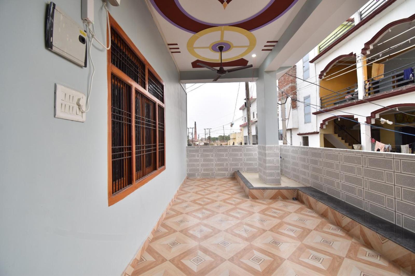 Ramayan Free Pickup From Dham Railway Station Guest house