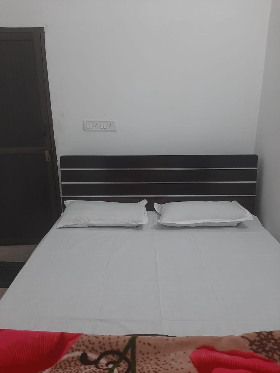Hari Pg House * Ayodhya