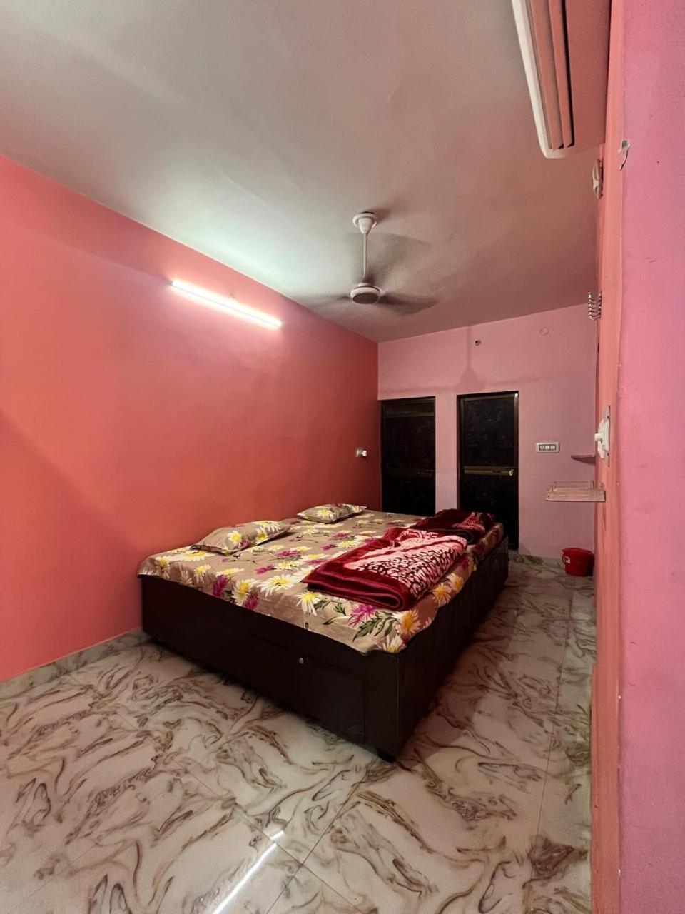 Apartment Ramayana *