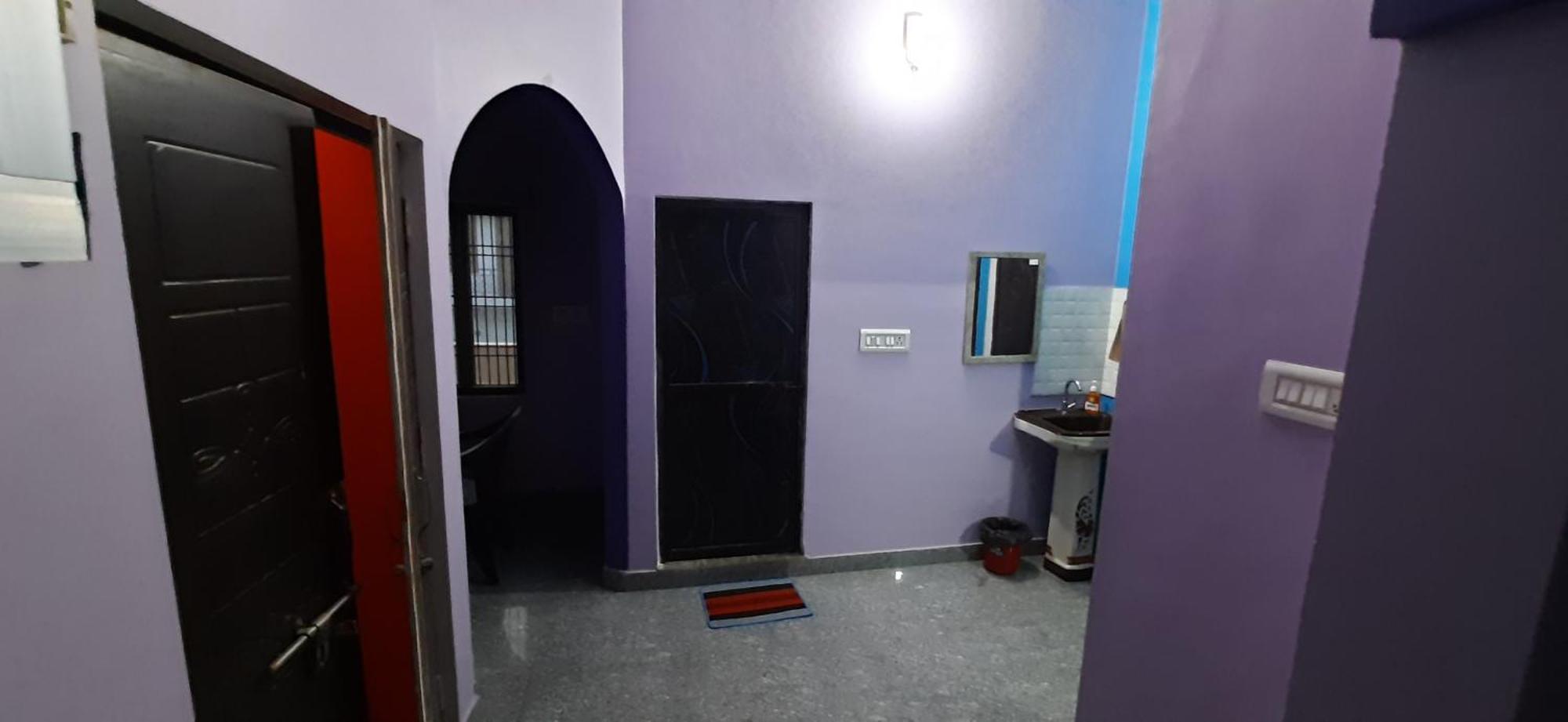 Kishor Bhawan * Ayodhya