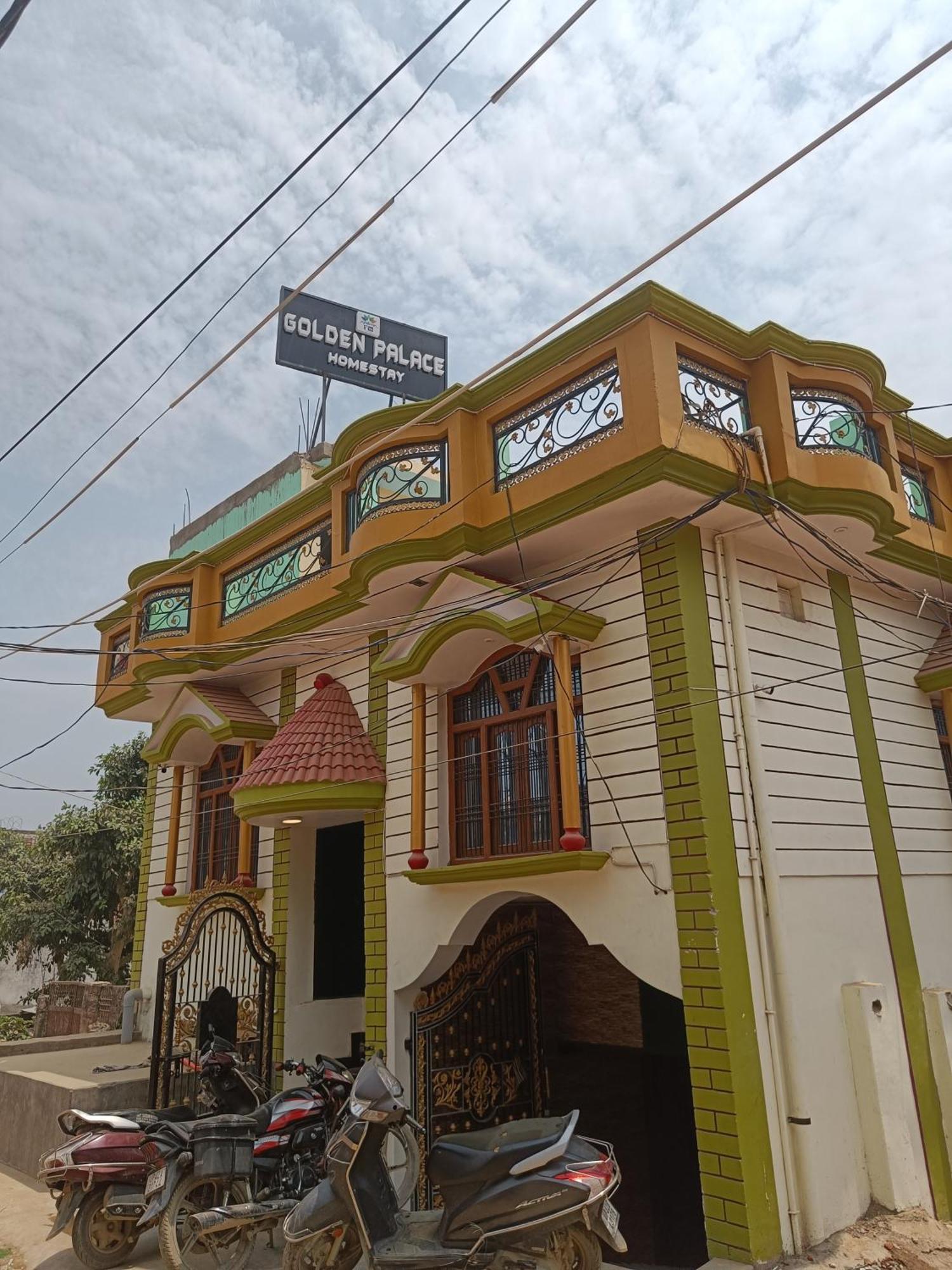 Guest house Golden Palace By Ramayan Free Railway Station Pickup *