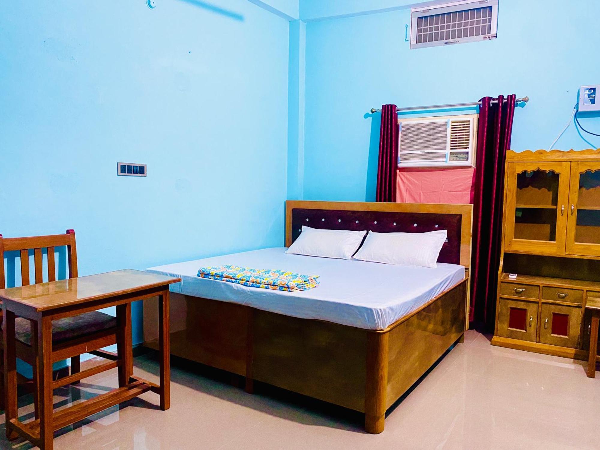 Guest house The Narayan Bhawan , Ramanuj Ashram ,haridas Nagar ,ramkot Ji *