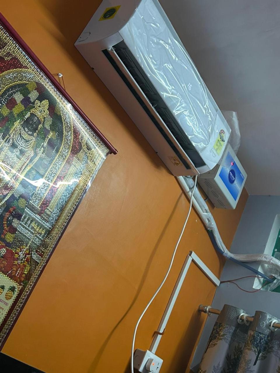 Jagdamba Guest house