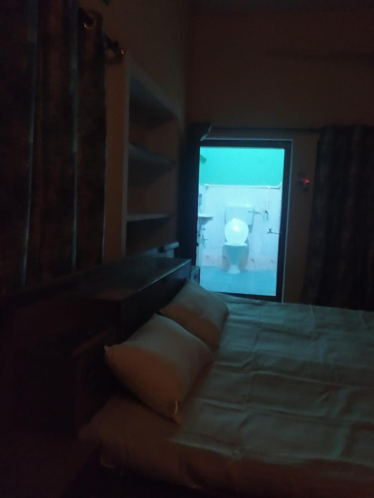 Homestay Tulsi Homestay- 3km From Ramjanam Bhoomi Ayodhya
