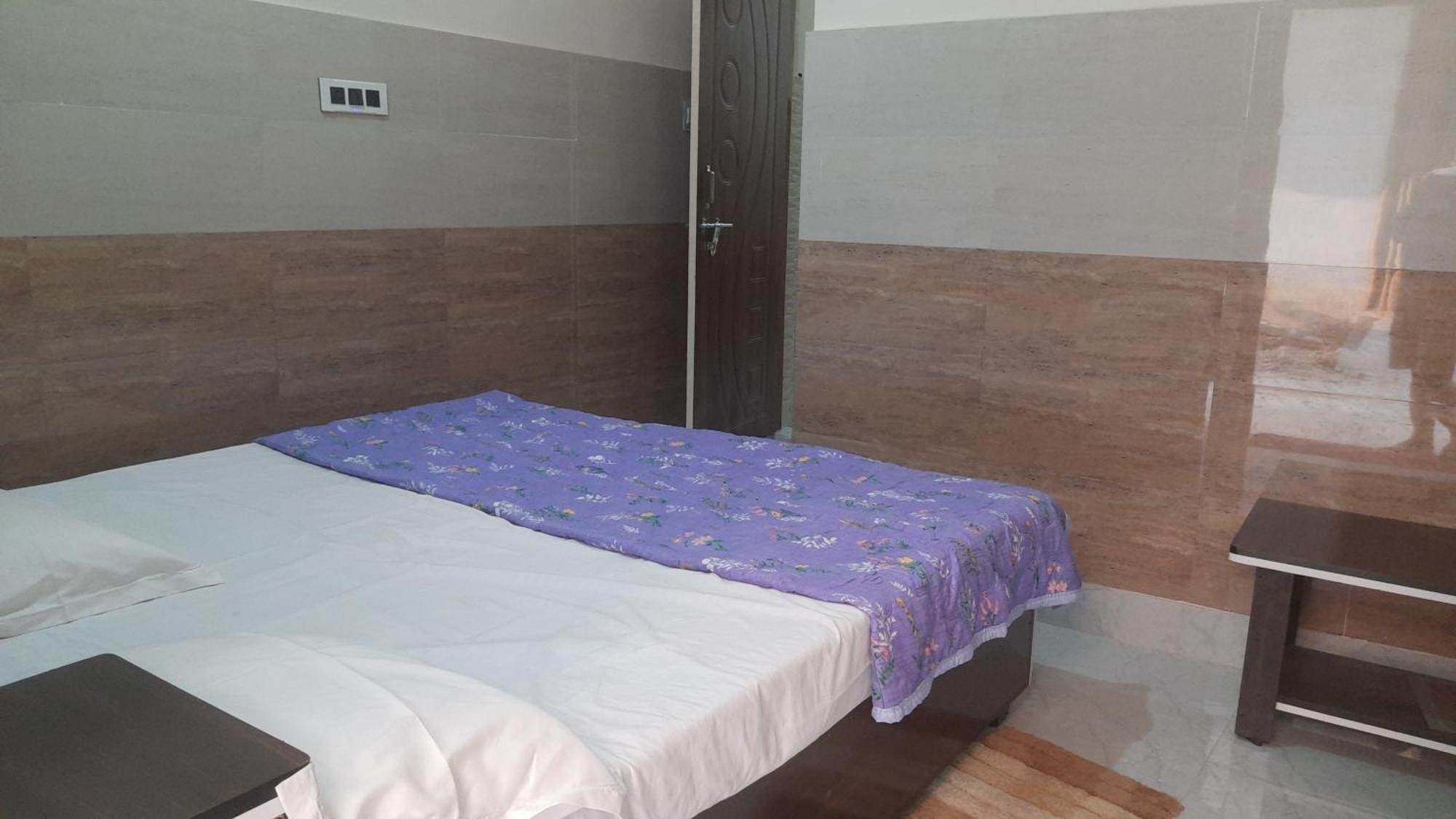 Shankar & Residency I Near Ram Janm Bhoomi Temple