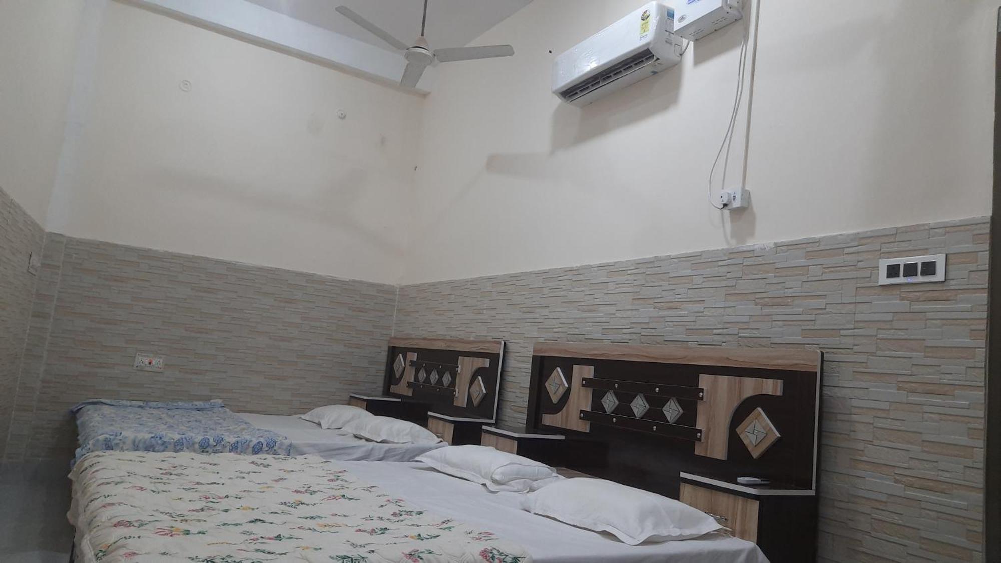Shankar & Residency I Near Ram Janm Bhoomi Temple *
