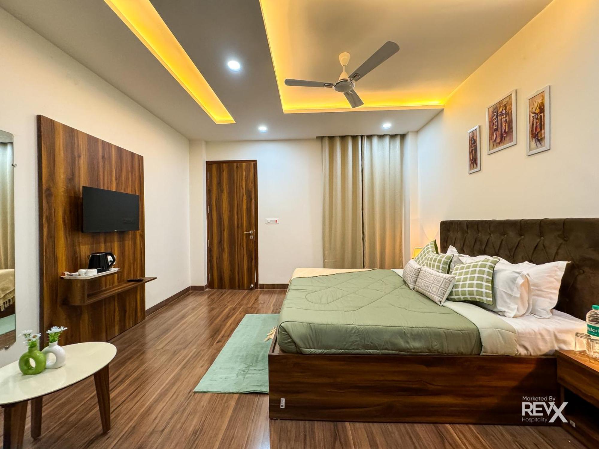 Guru Sadan A Luxe Homestay *