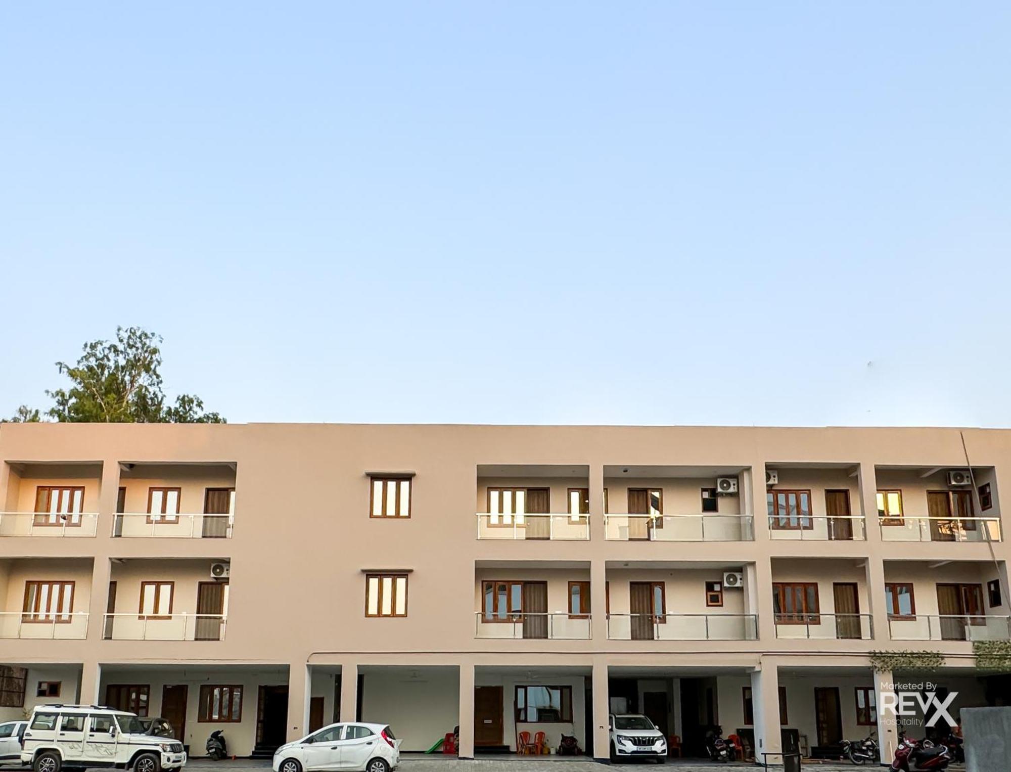 Guru Sadan A Luxe Ayodhya