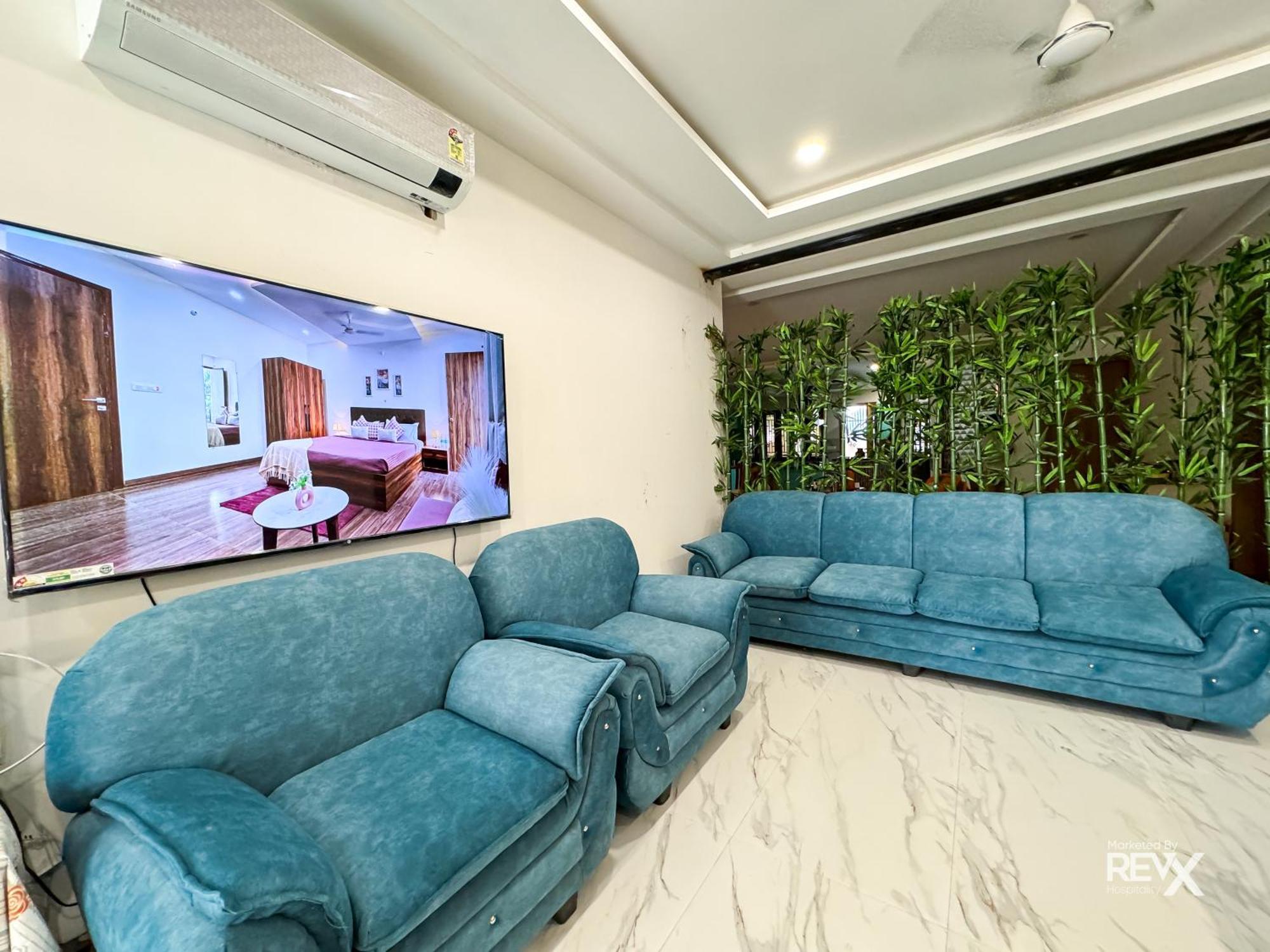 Homestay Guru Sadan A Luxe Ayodhya