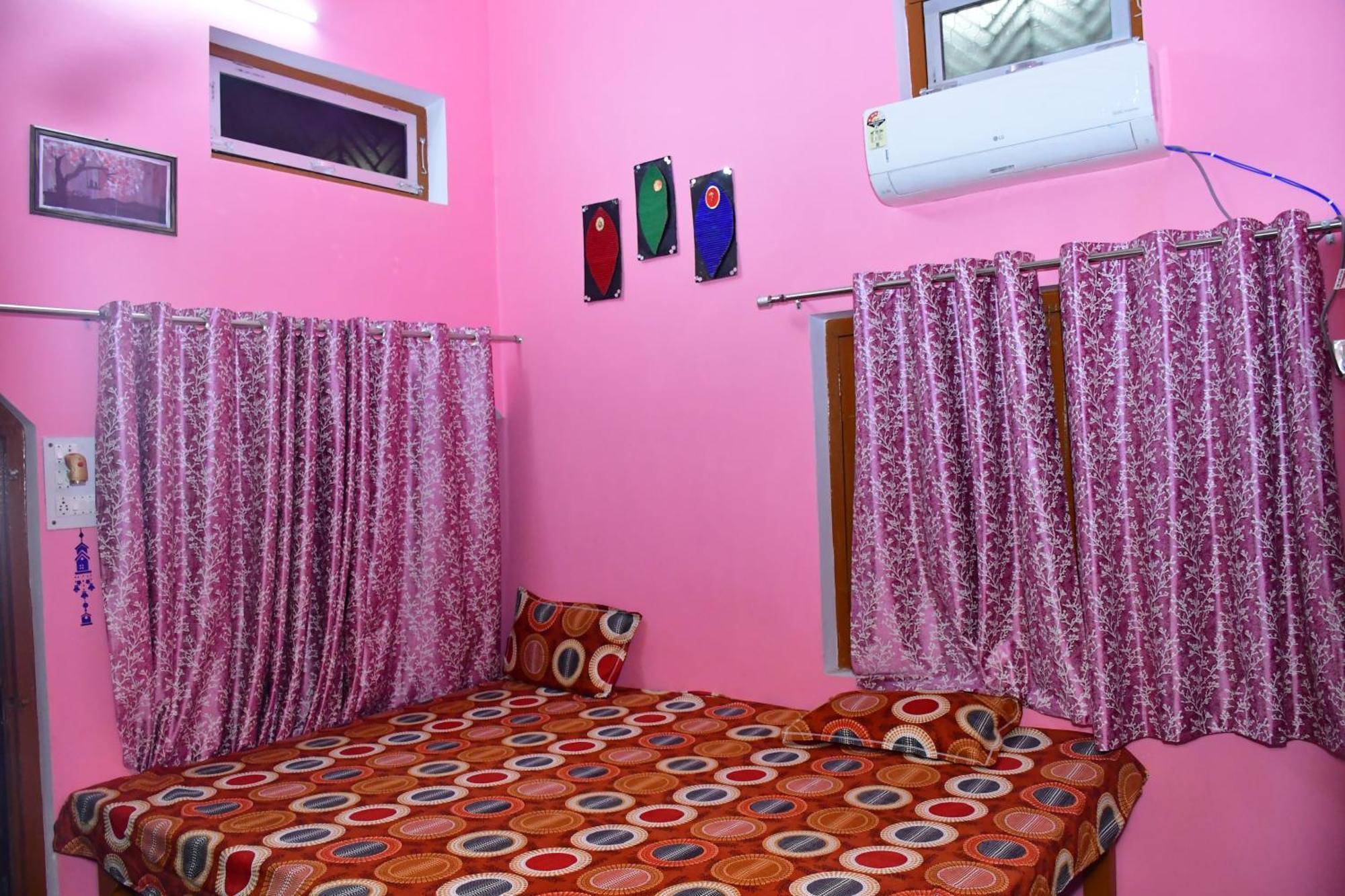 Hari Suman Paying Guest house Ayodhya