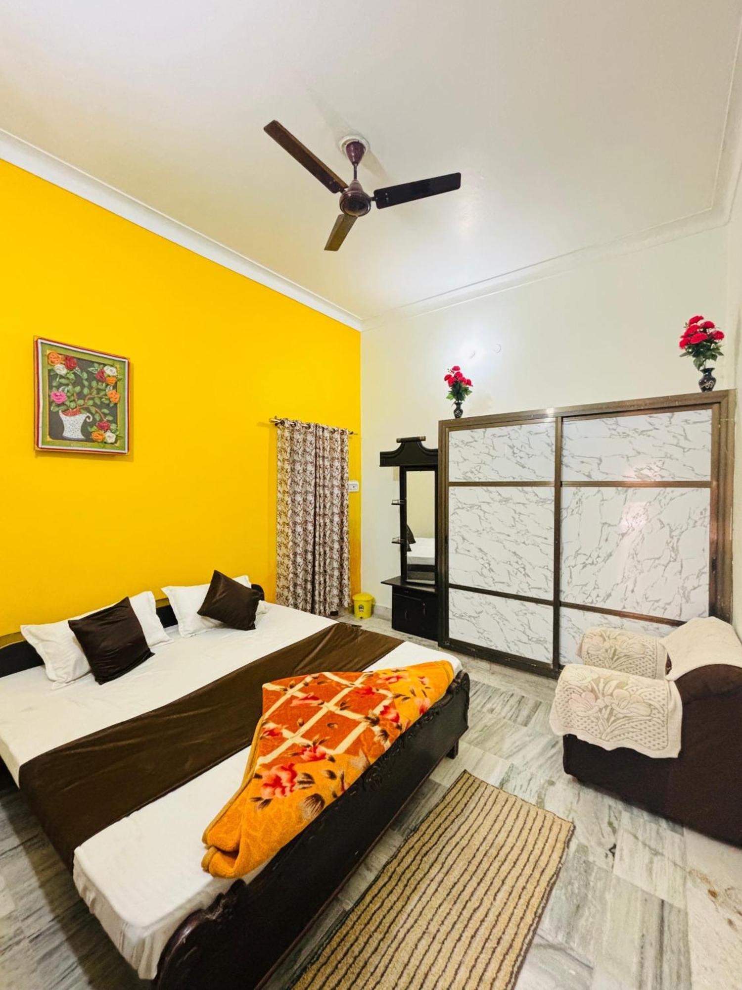 Yogeshwar Homestay Ayodhya