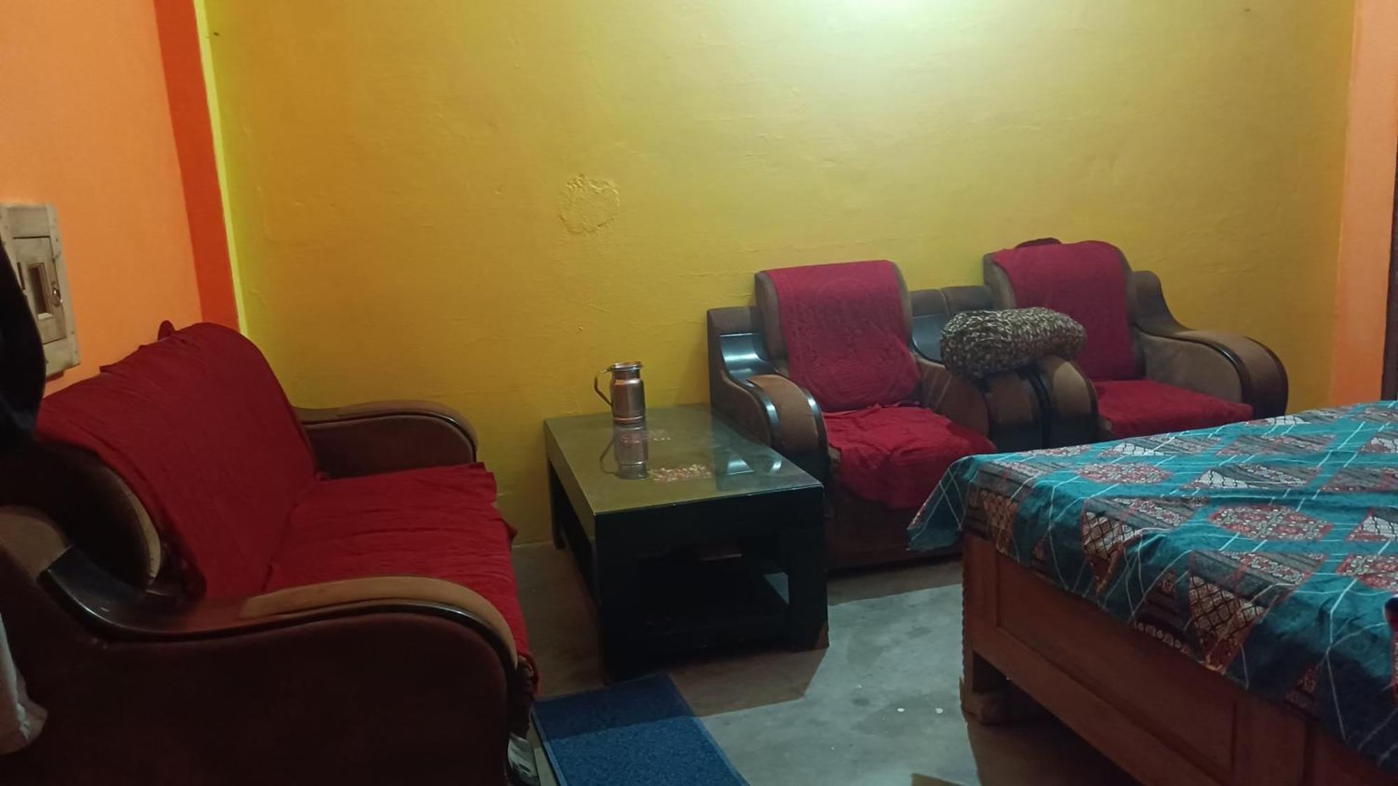 Anurag Homestay Ayodhya