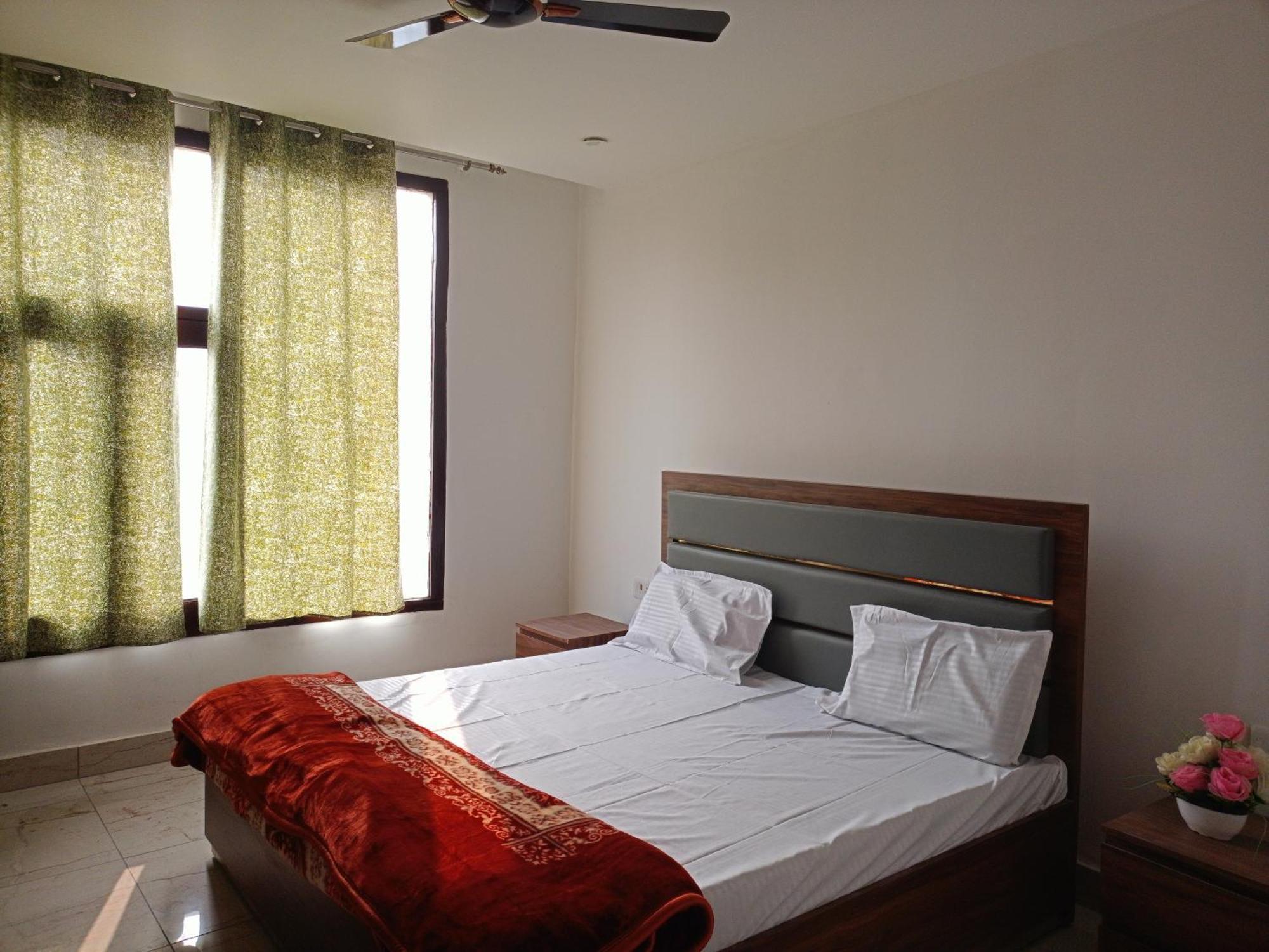 Daya Inn *