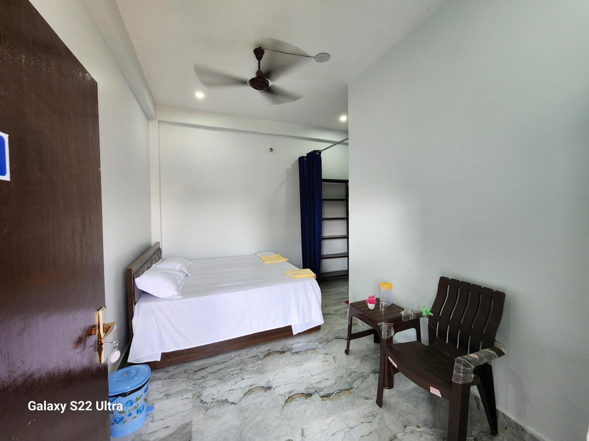 Raghubir Nikunj Guest house Ayodhya