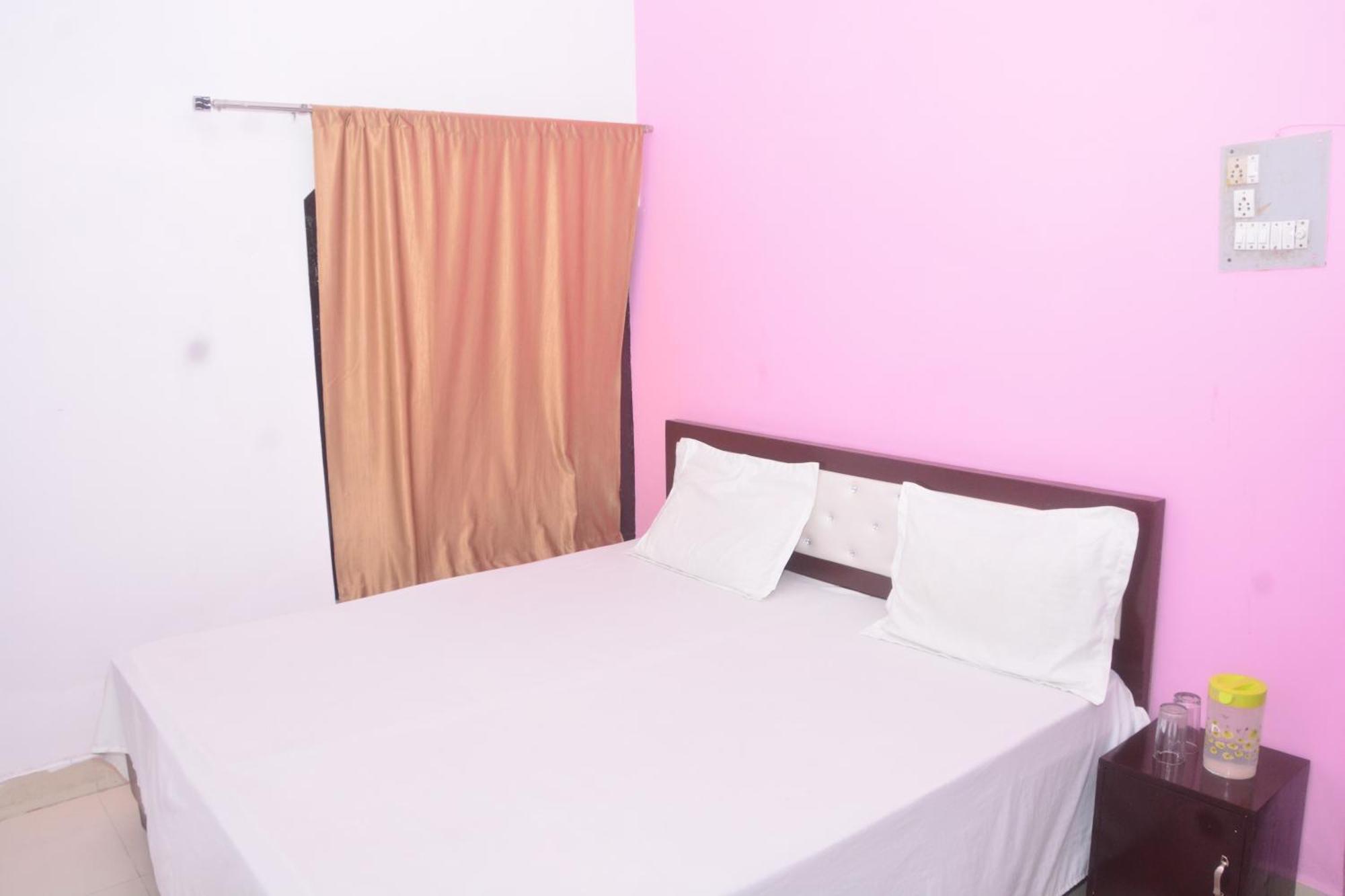 Guest house Chandrasha Nearby Ram Mandir 600 Meter *