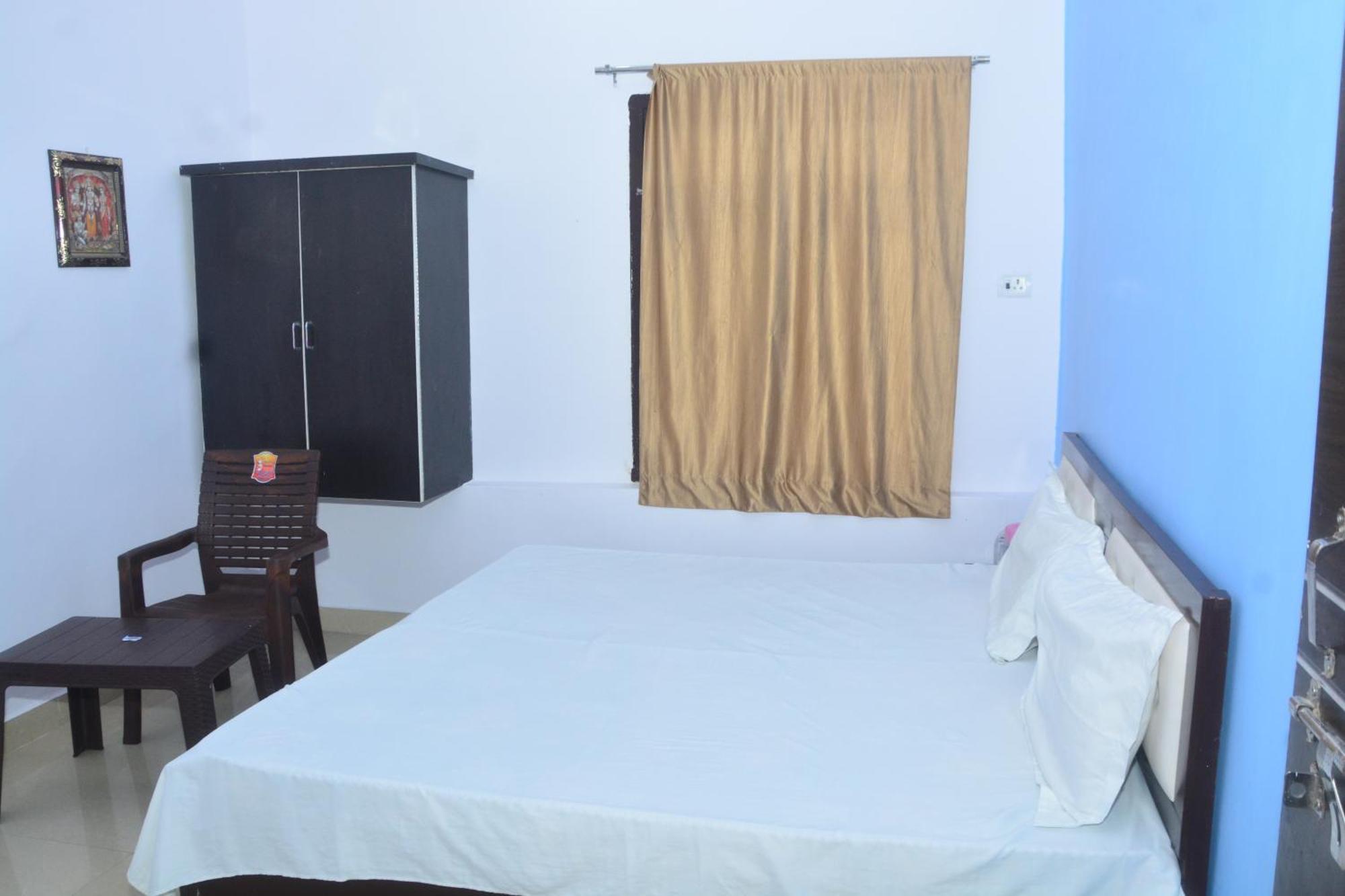 Chandrasha Near By Ram Mandir 600 Meter * Ayodhya