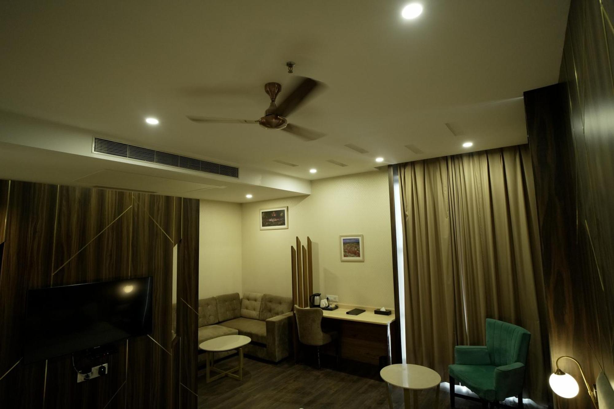 Krinoscco 4* Ayodhya