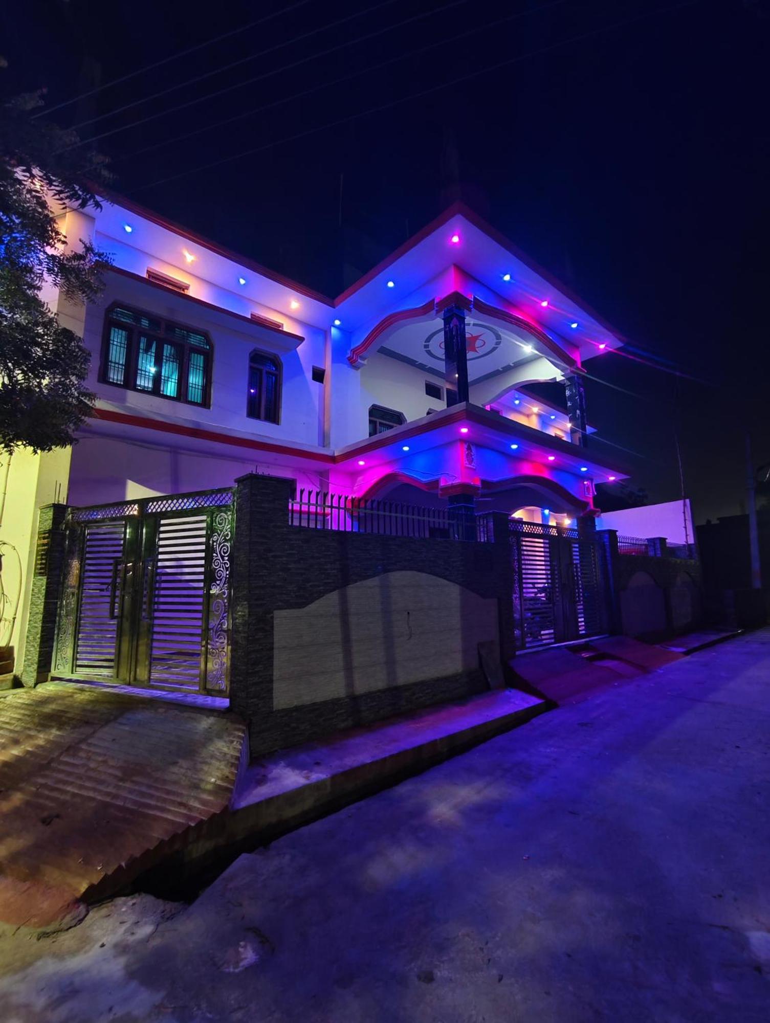 Chandrika Palace Near Dham Railway Station