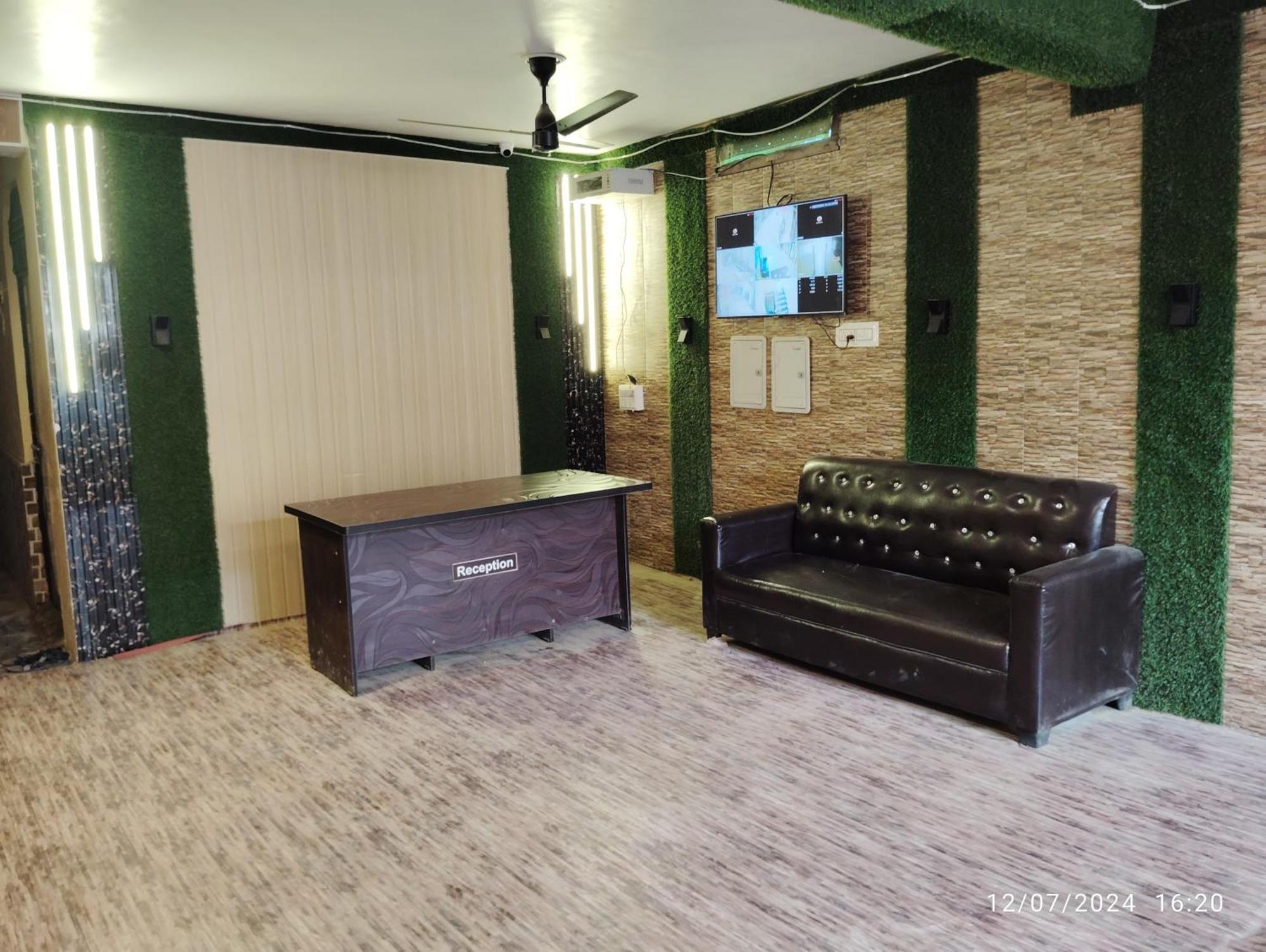 Golden Palace By Ramayan Free Railway Station Pickup Ayodhya