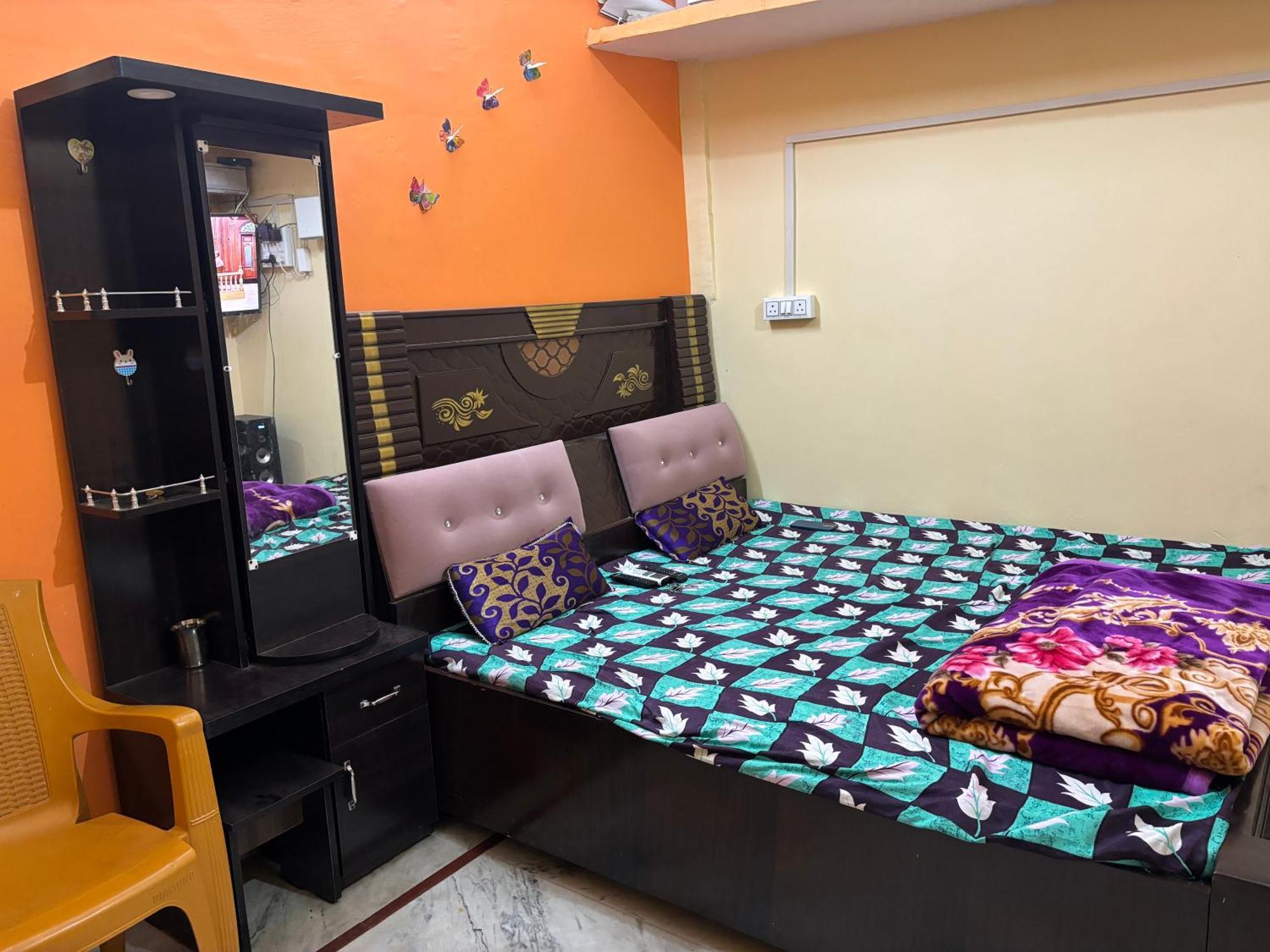 Guest house Shakuntala Ayodhya