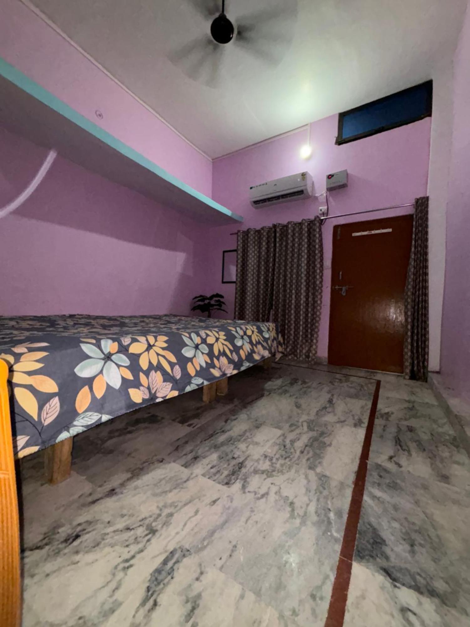 Shakuntala Guest house *