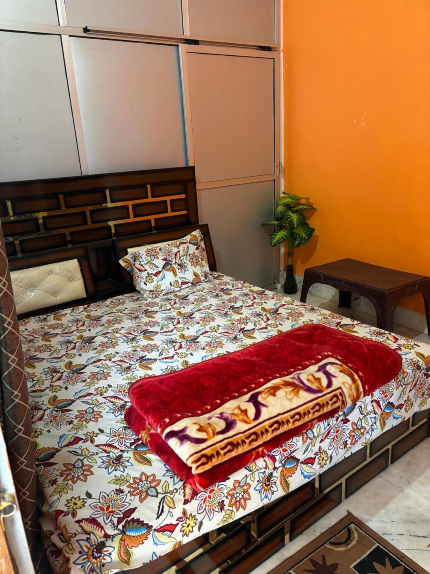 Guest house Shakuntala Ayodhya