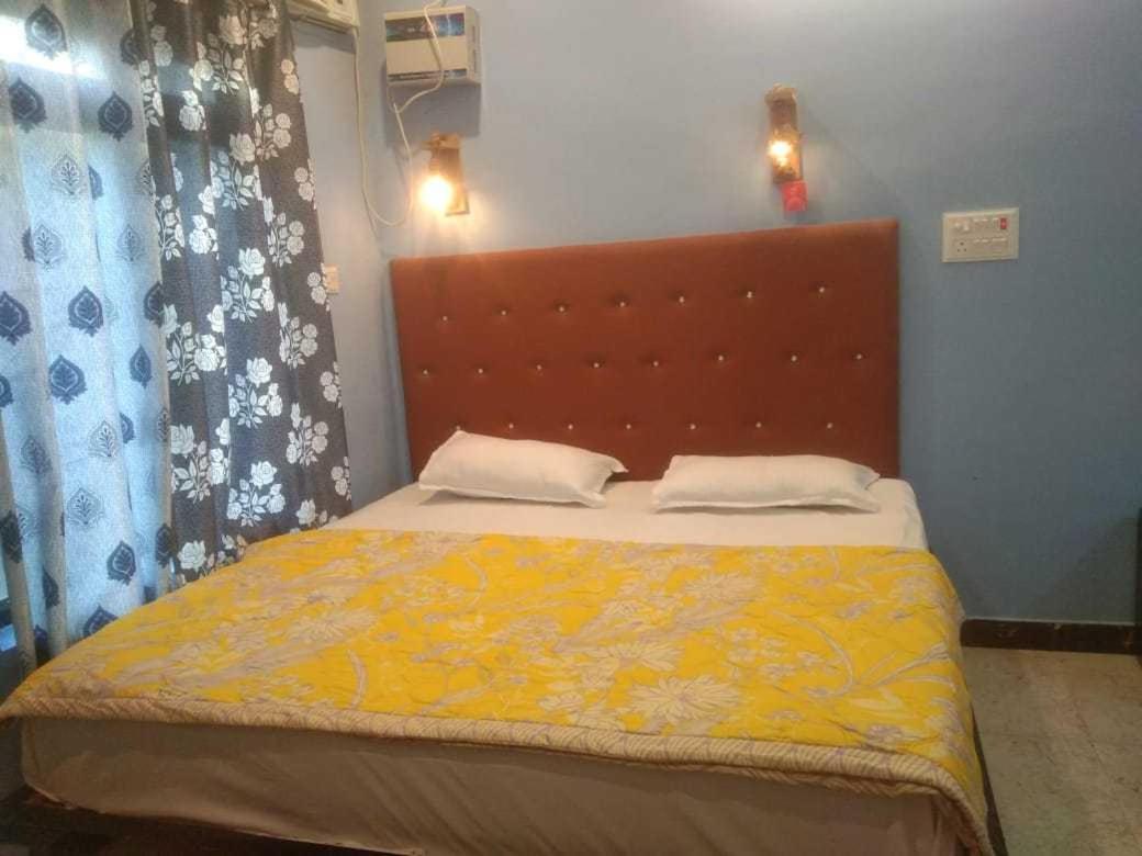 Guest house O Fauzi Rasoi & Guest