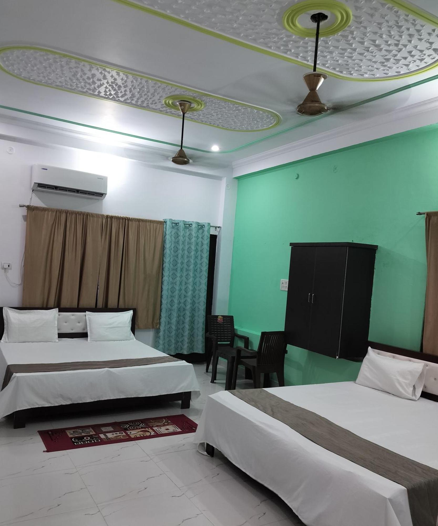 Chandrasha Ram Mandir 600meter Homestay Ayodhya