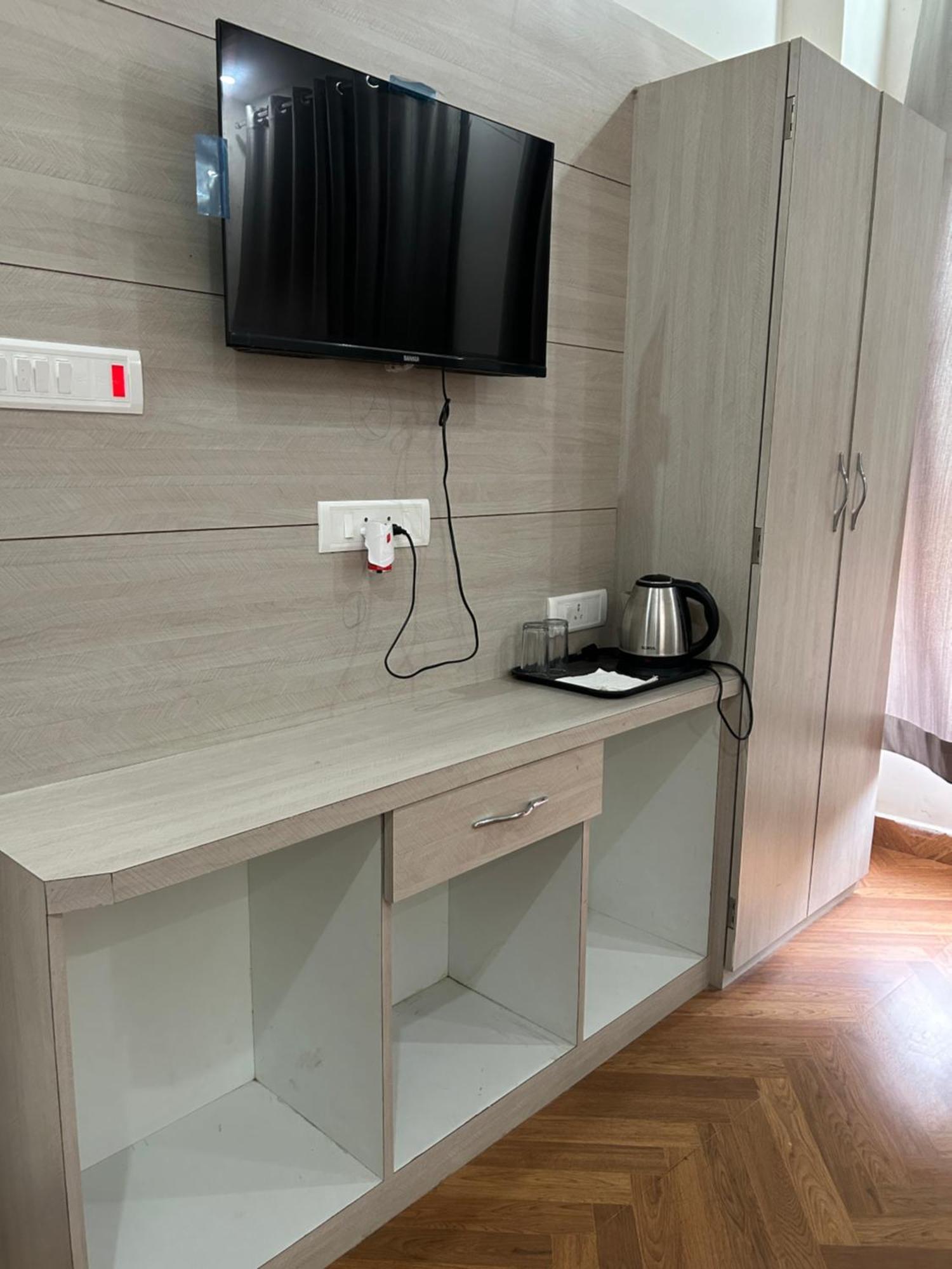Nihaal Palace Homestay Ayodhya