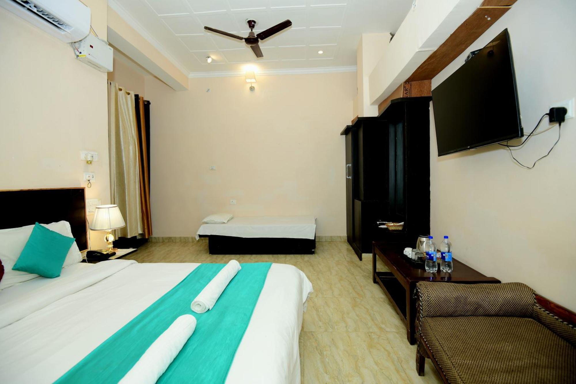 Ap Palace Hotel, Hotel Ayodhya