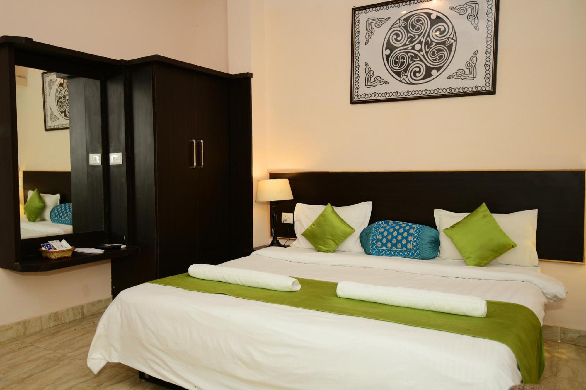 Ap Palace Hotel, Hotel Ayodhya