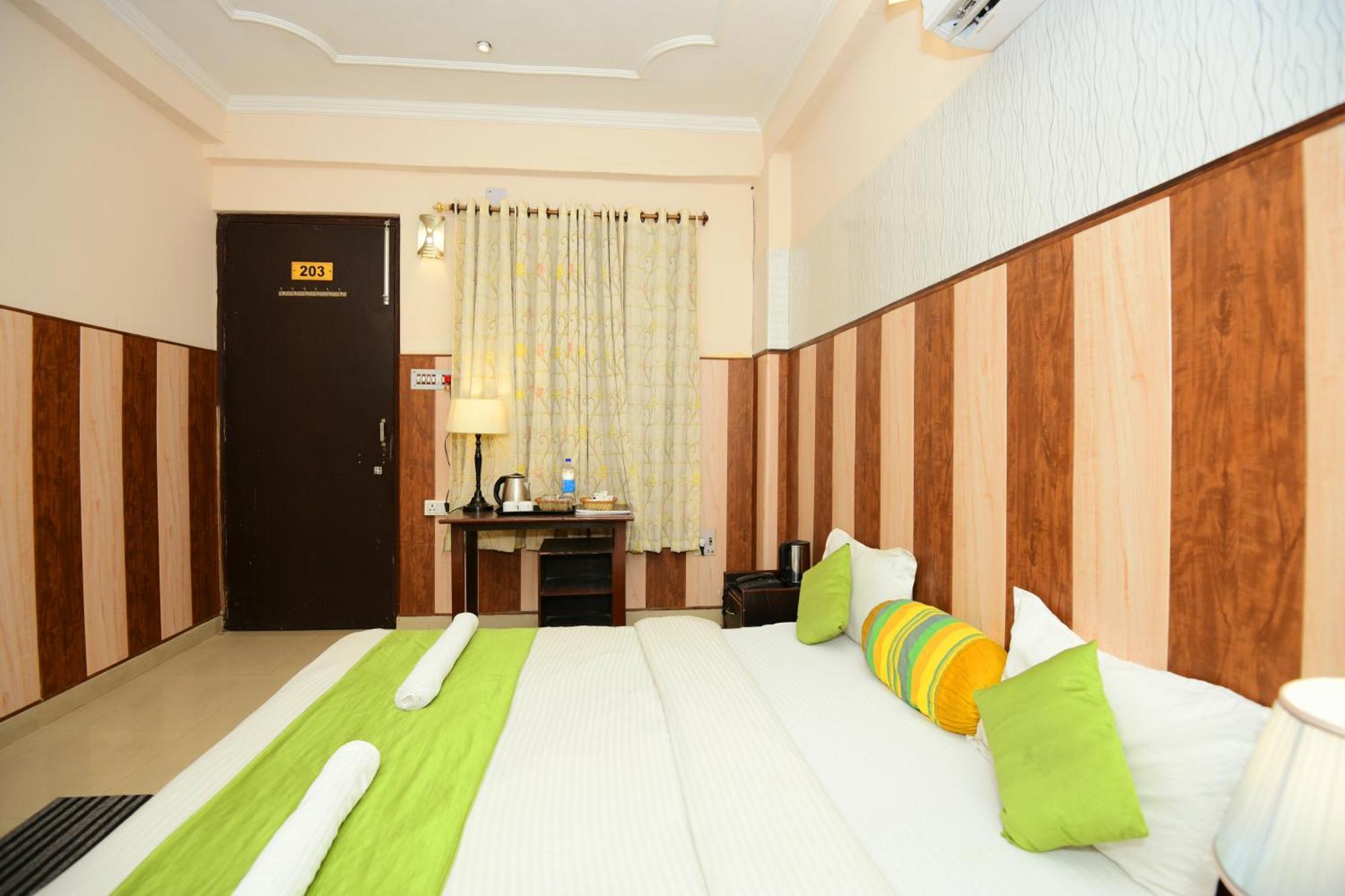 Ap Palace Hotel,
