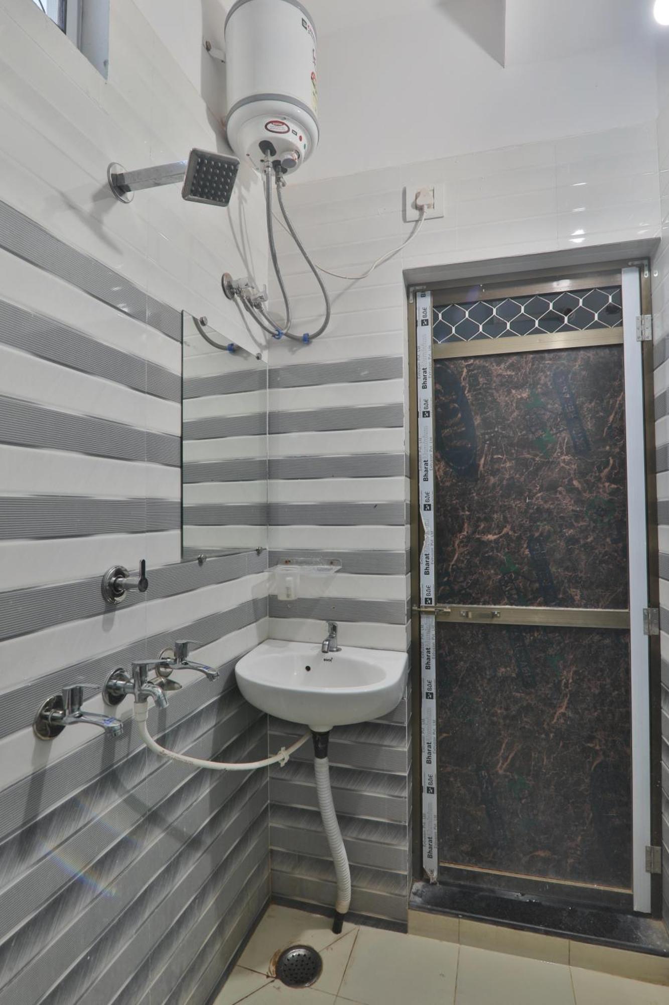 Ramayan Free Pickup From Railway Station Ac Guest house