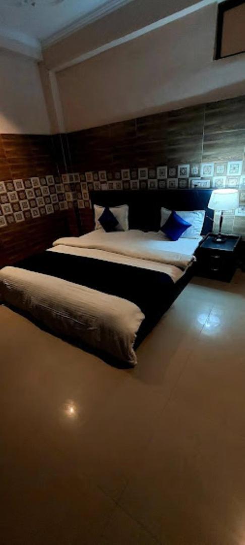 Ap Palace Hotel, Hotel Ayodhya