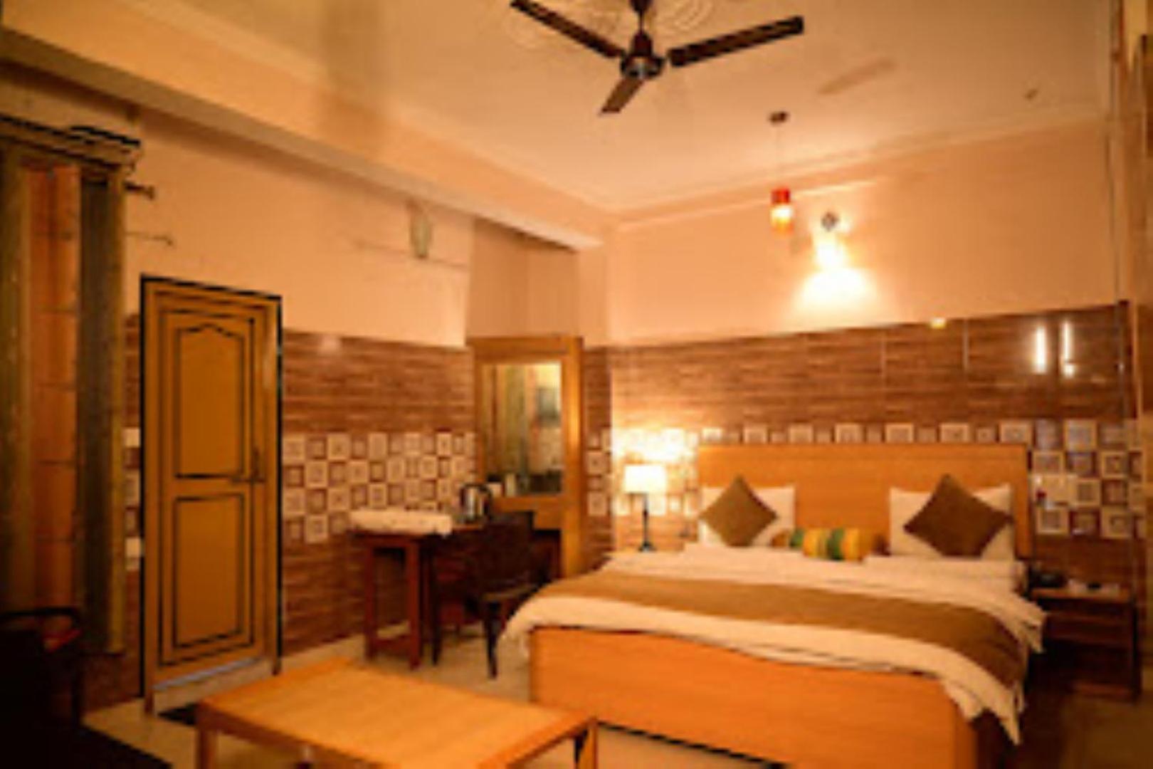 Ap Palace Hotel, Hotel Ayodhya