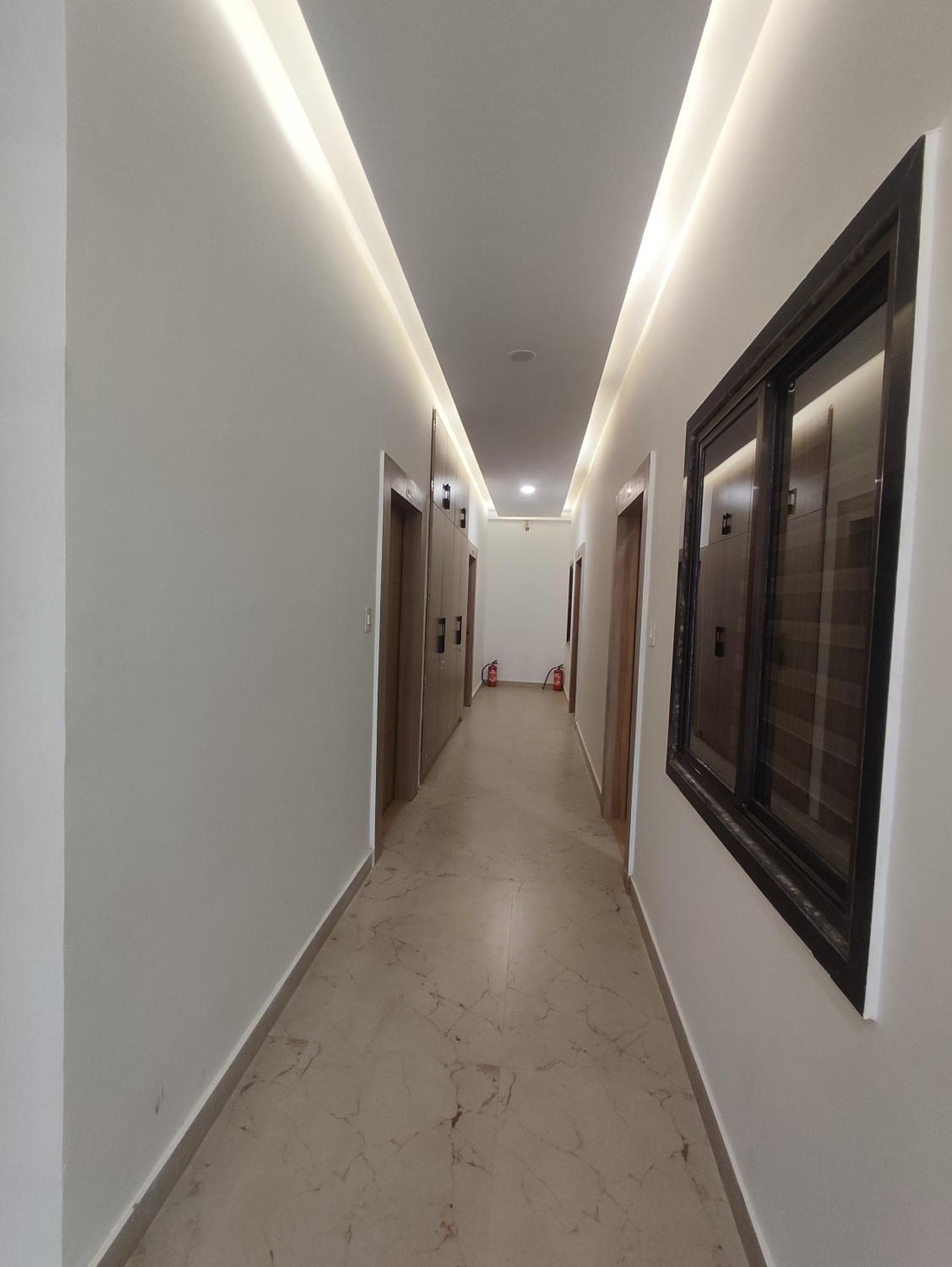 Guest house The Tribhuvan Residency *