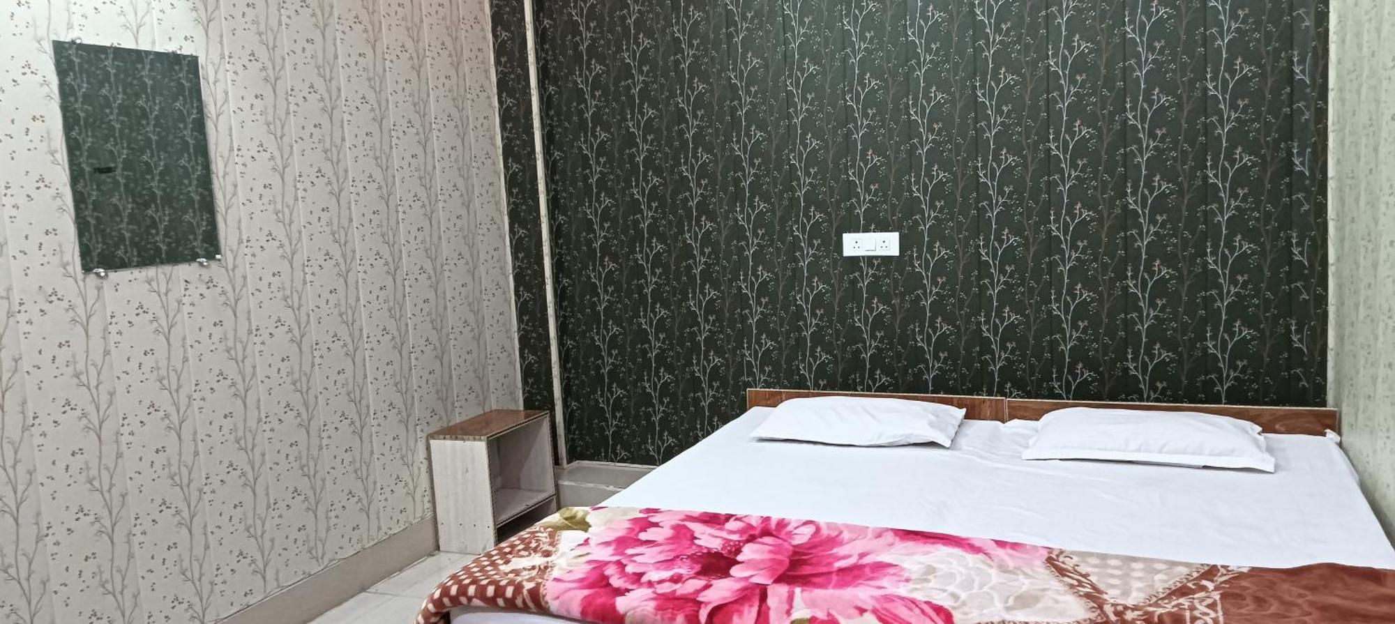 Guest house Shri Ram Mandir Seva *