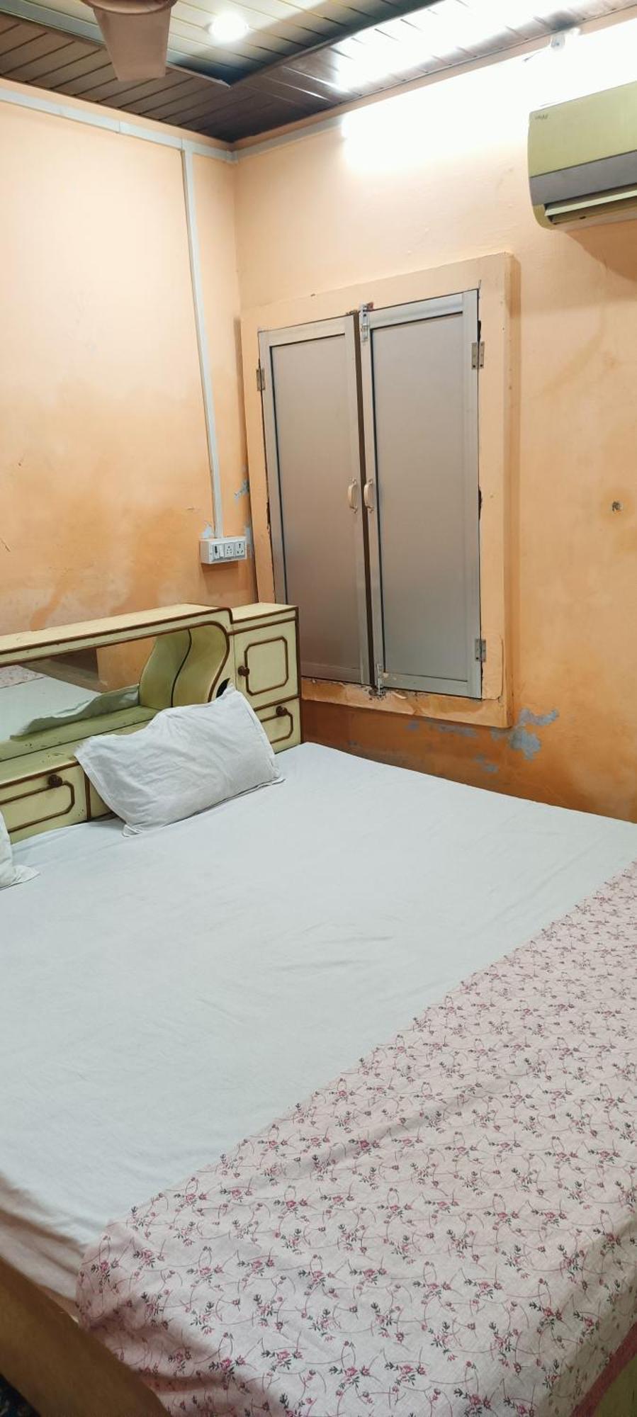 Guest house Atithi Yatri Vishram Grah Ayodhya