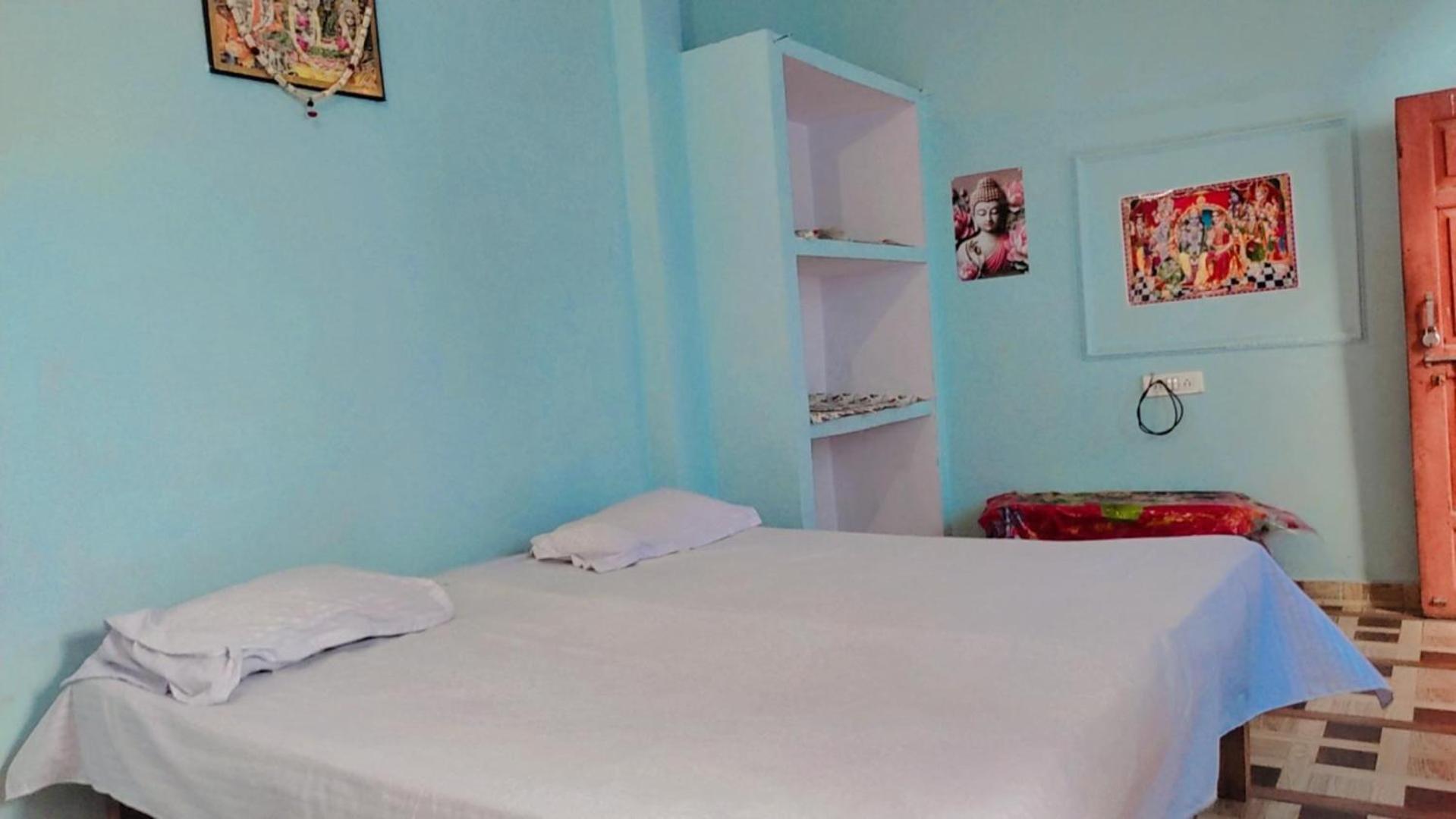 Ashtha Homestay