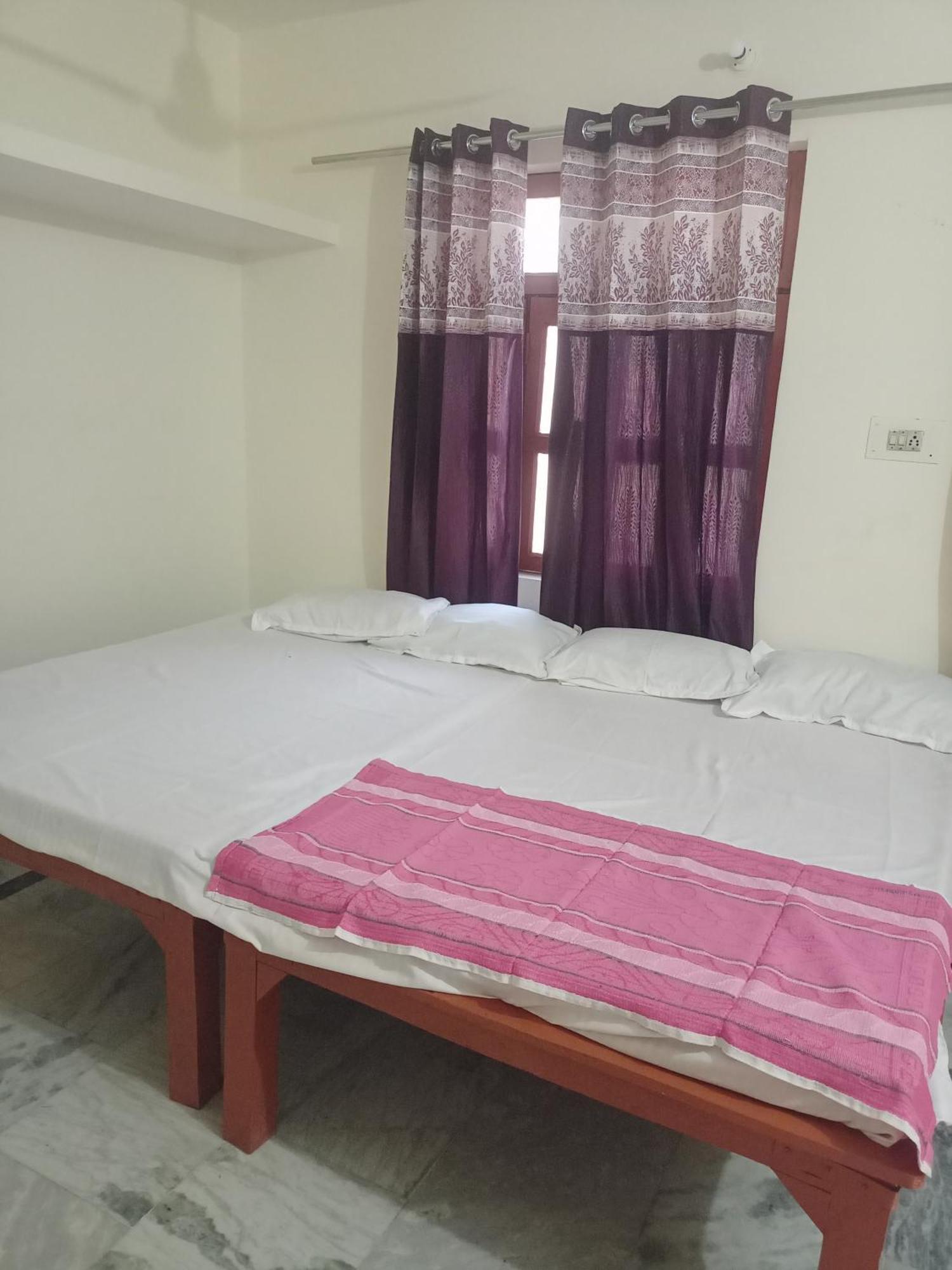 Vatsalya Bhawan Homestay Ayodhya