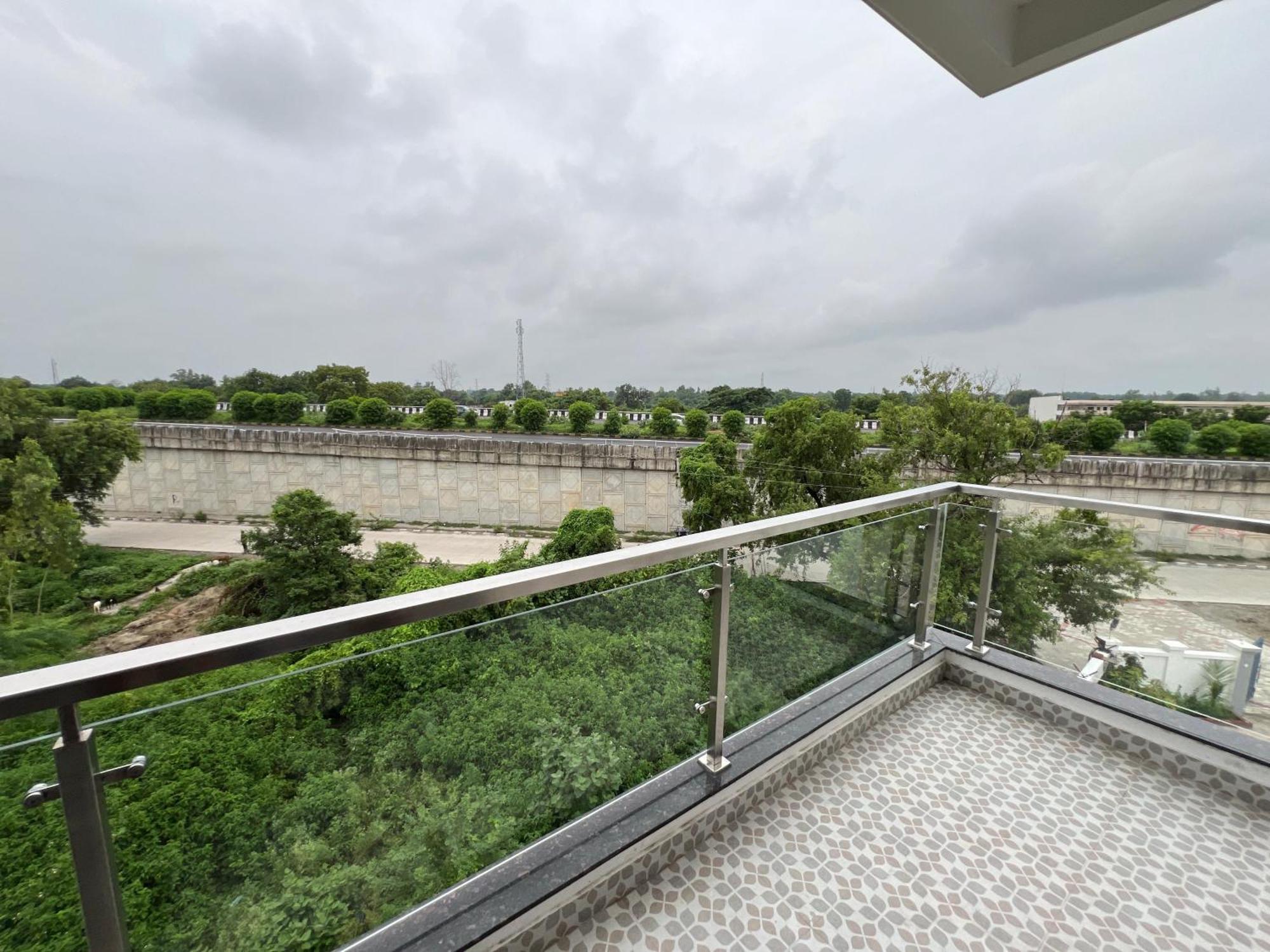 Resort Vaidehi Ayodhya